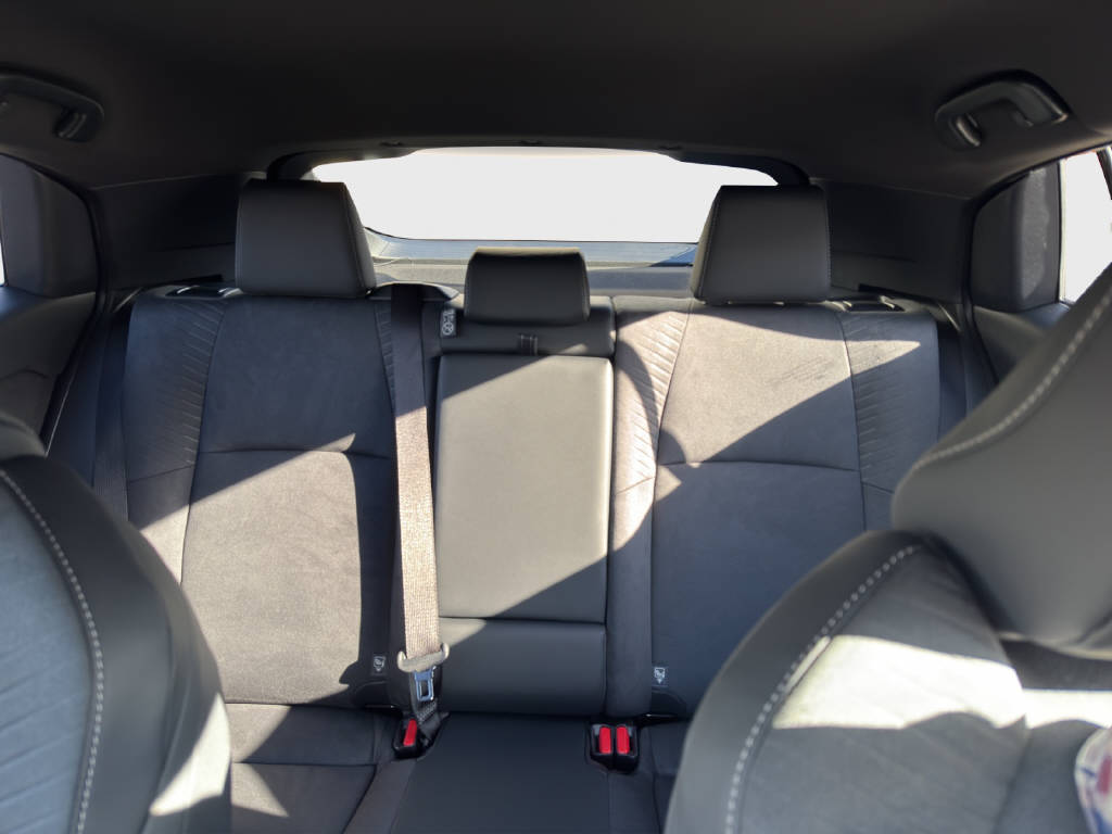 TOYOTA C-HR+ Premium AWD-image-15