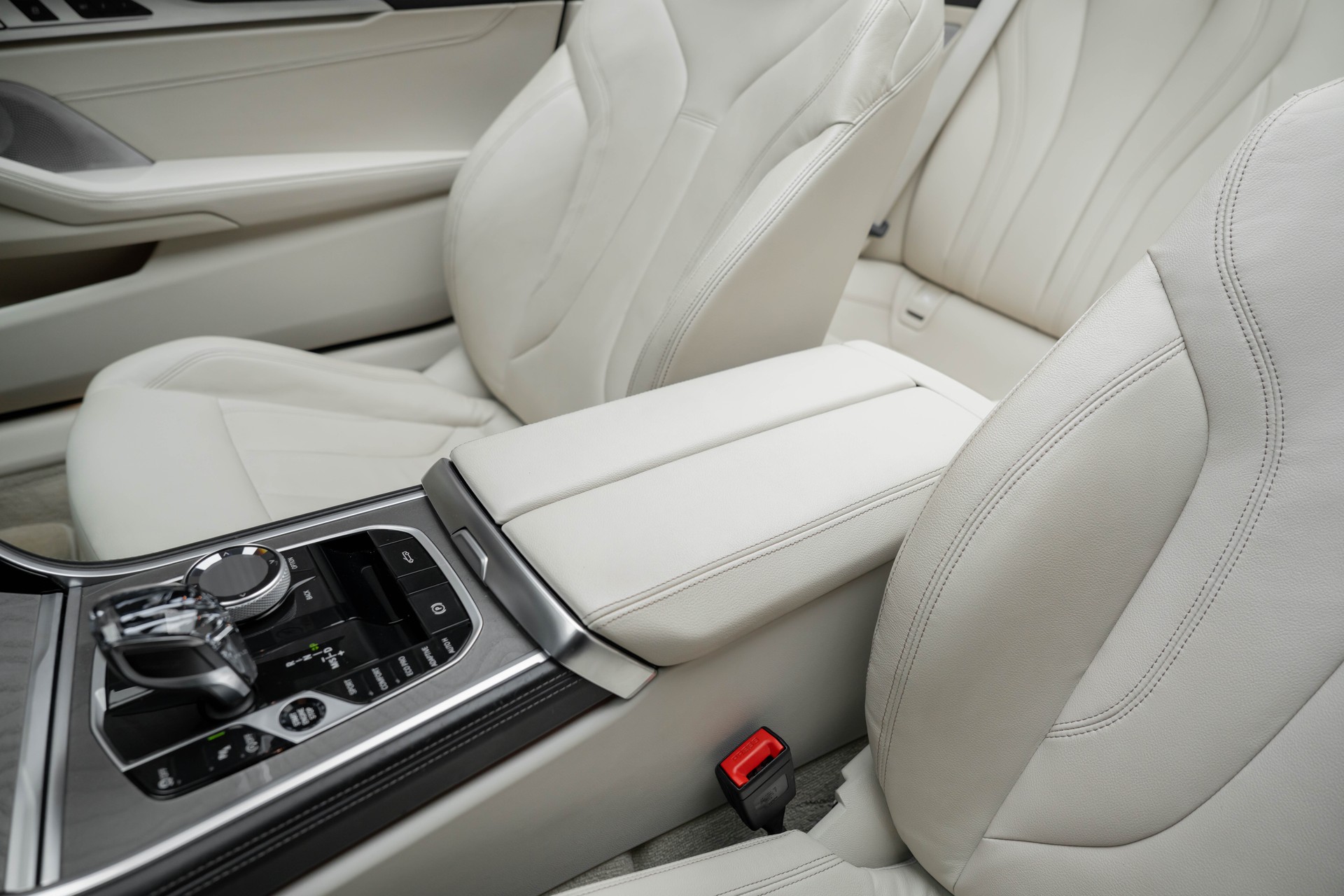 BMW 840d xDrive Steptronic-image-11