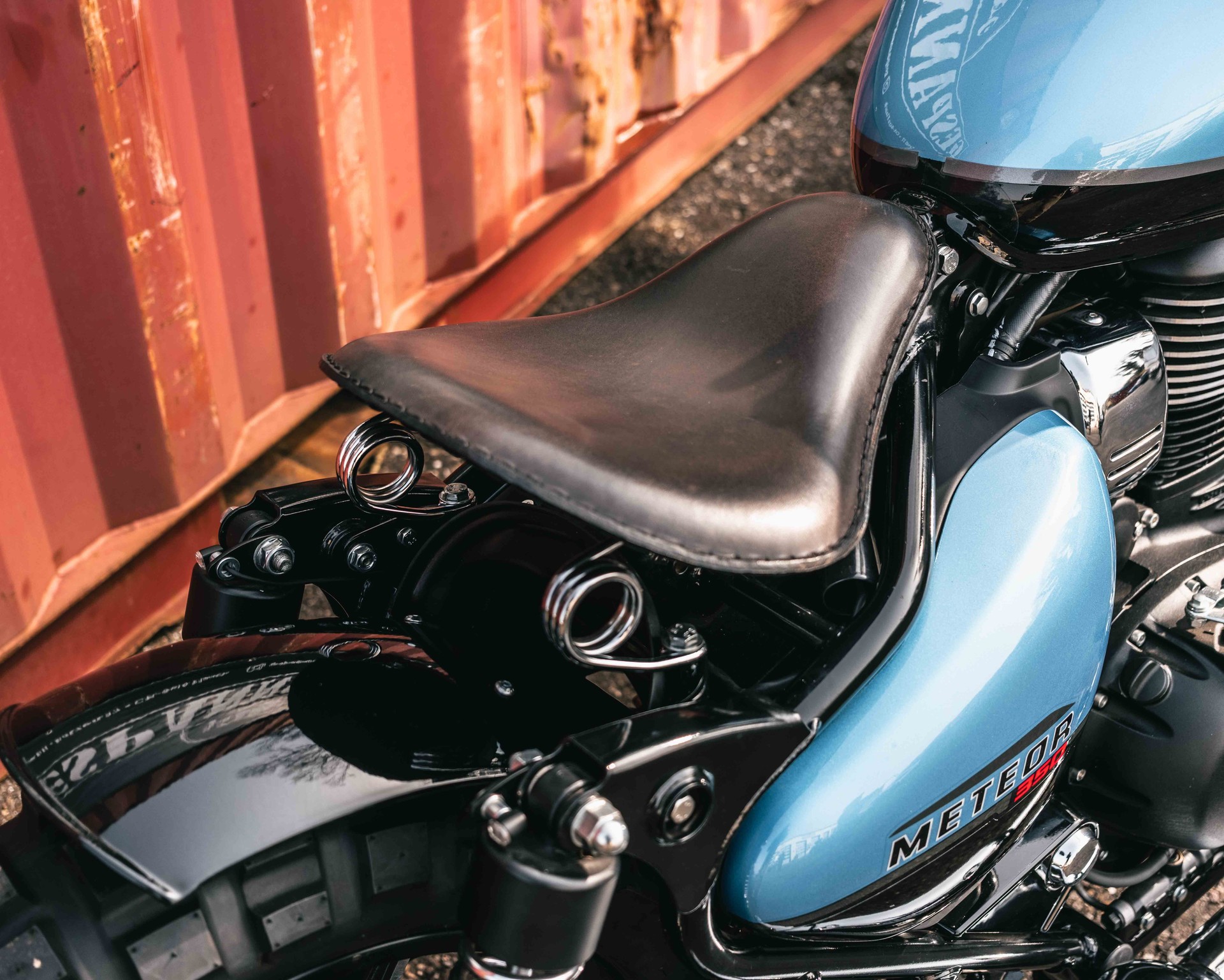 ROYAL ENFIELD Meteor Supernova-image-3