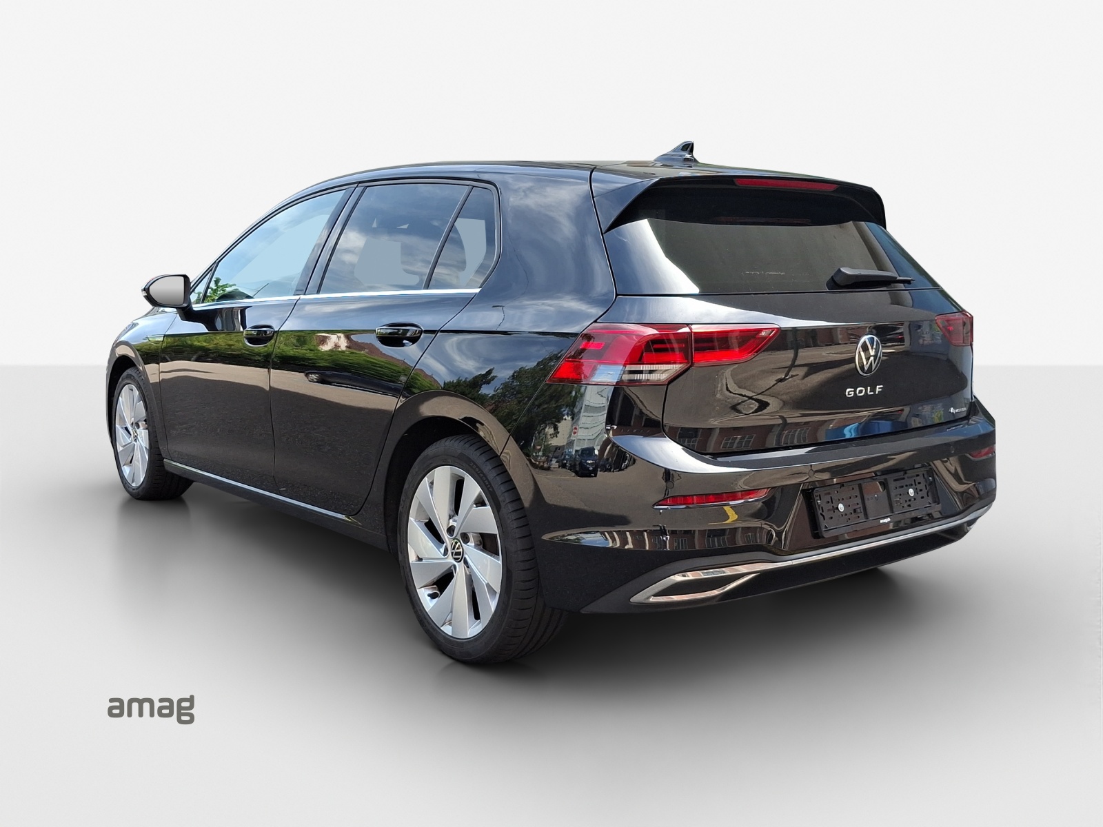 VW Golf 2.0 TSI Style DSG 4 Motion-showroom-element-2