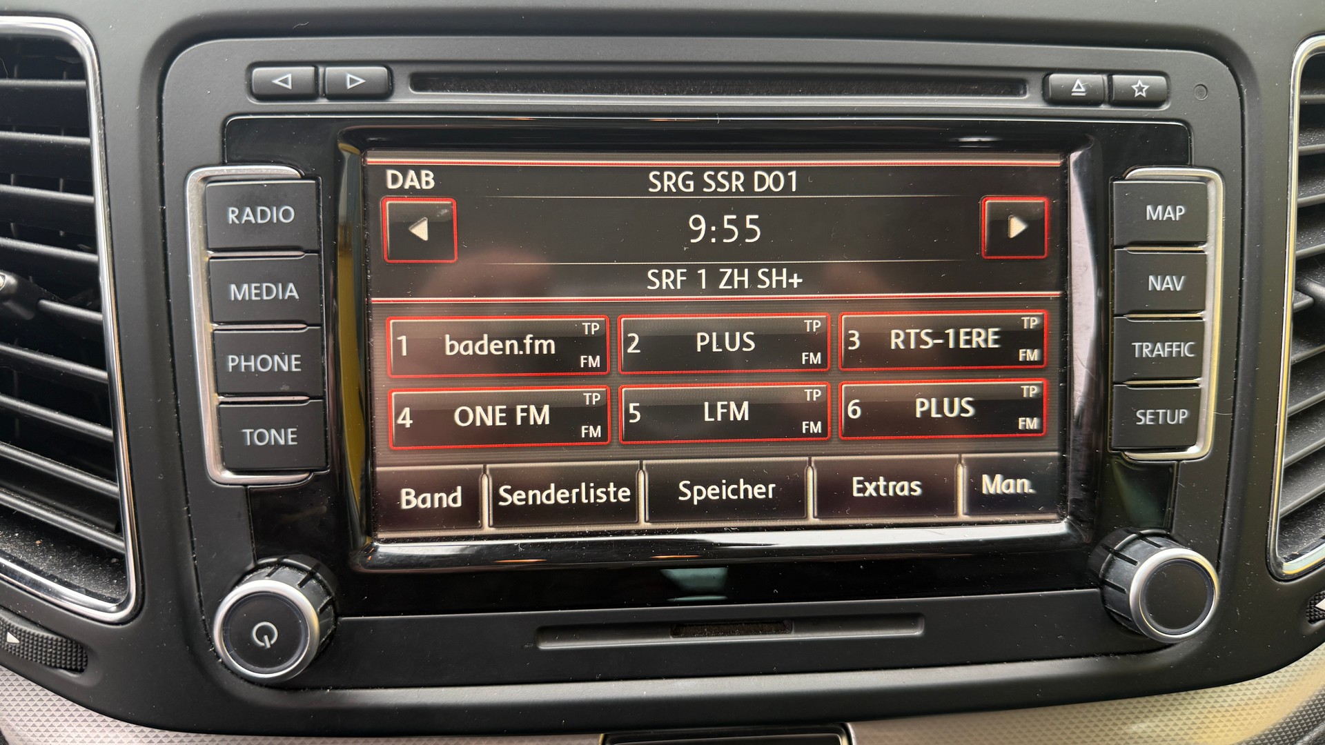 VW Sharan 2.0 TDI BlueMotion Technology Highline DSG, friach ab MFK & Service, 8fach Berädert, 7 Plätze, DAB, BT, Leder, Garantie-image-18