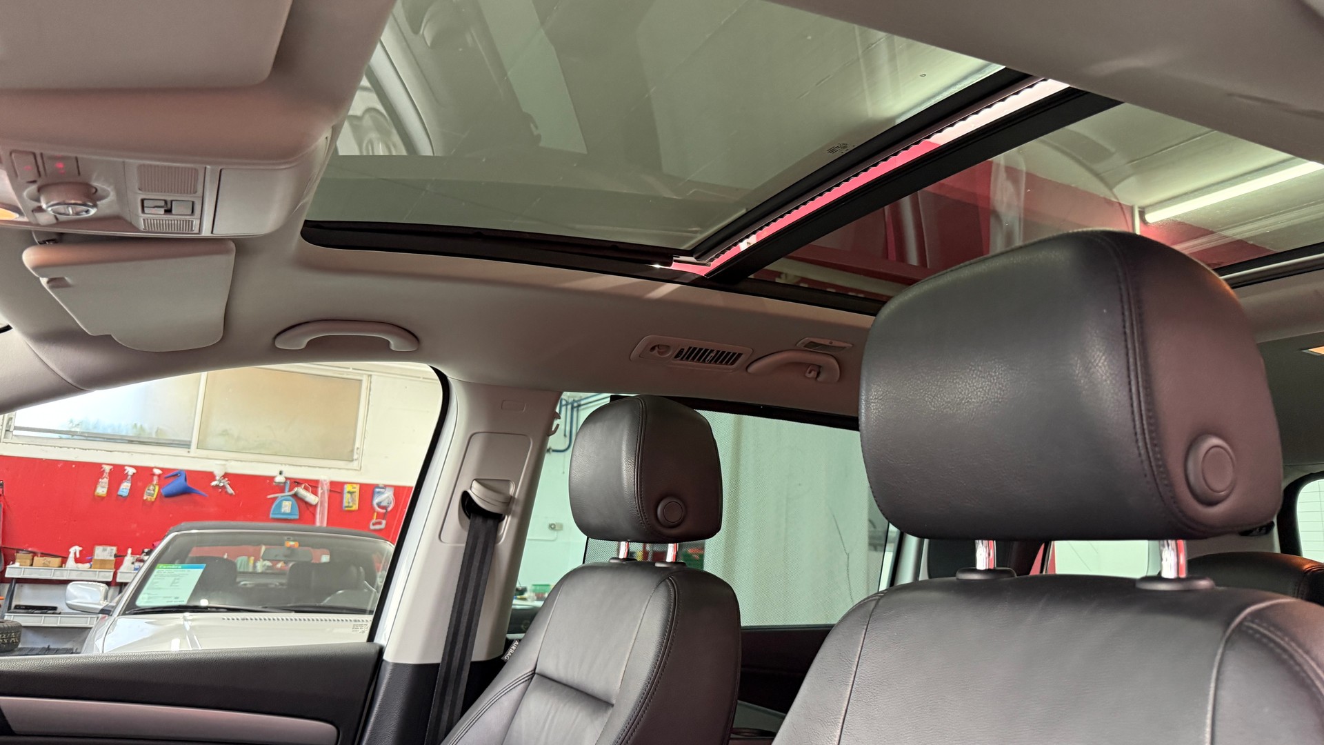 VW Sharan 2.0 TDI BlueMotion Technology Highline DSG, friach ab MFK & Service, 8fach Berädert, 7 Plätze, DAB, BT, Leder, Garantie-image-27
