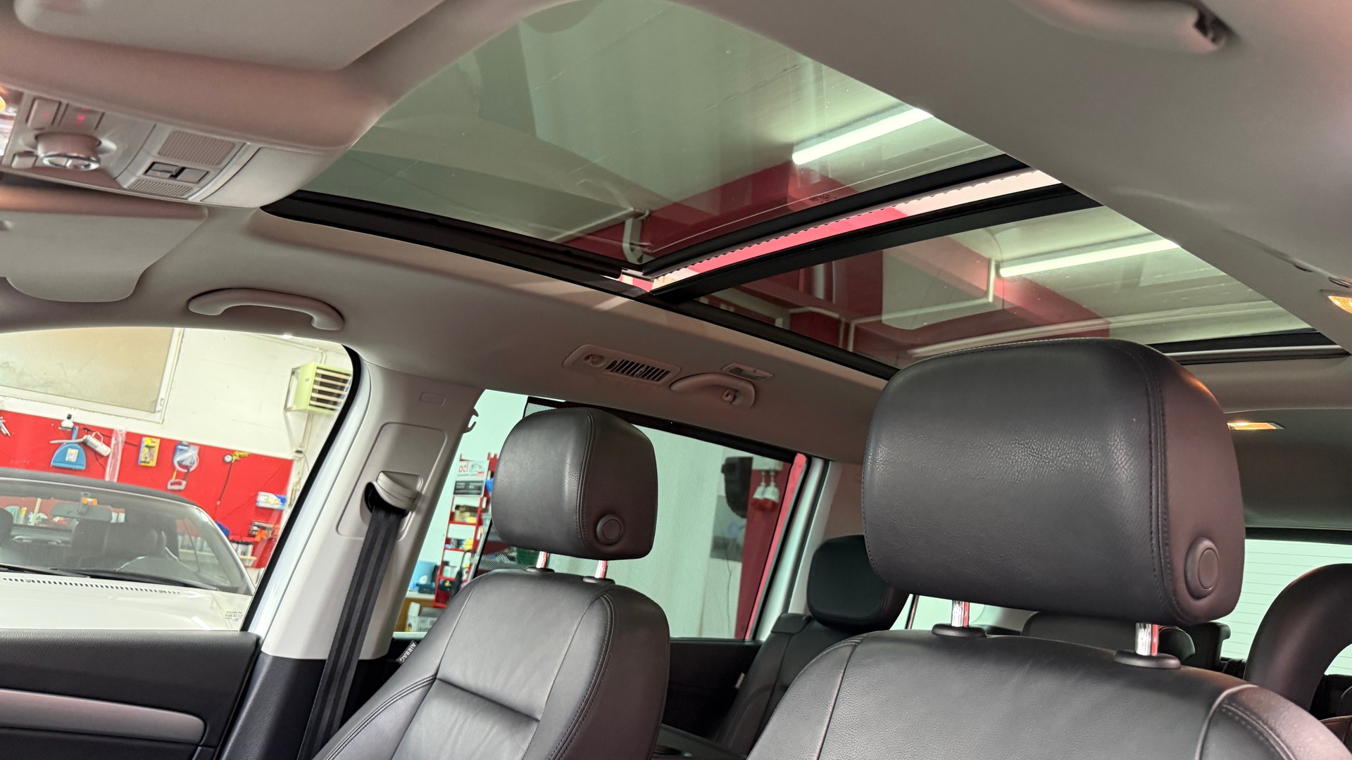 VW Sharan 2.0 TDI BlueMotion Technology Highline DSG, friach ab MFK & Service, 8fach Berädert, 7 Plätze, DAB, BT, Leder, Garantie-image-28