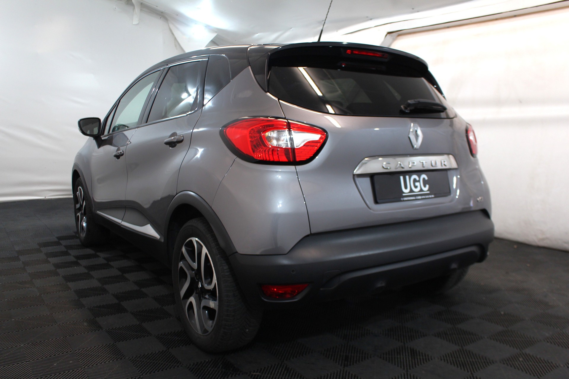 RENAULT Captur 1.5 dCi Privilege S/S-showroom-element-3