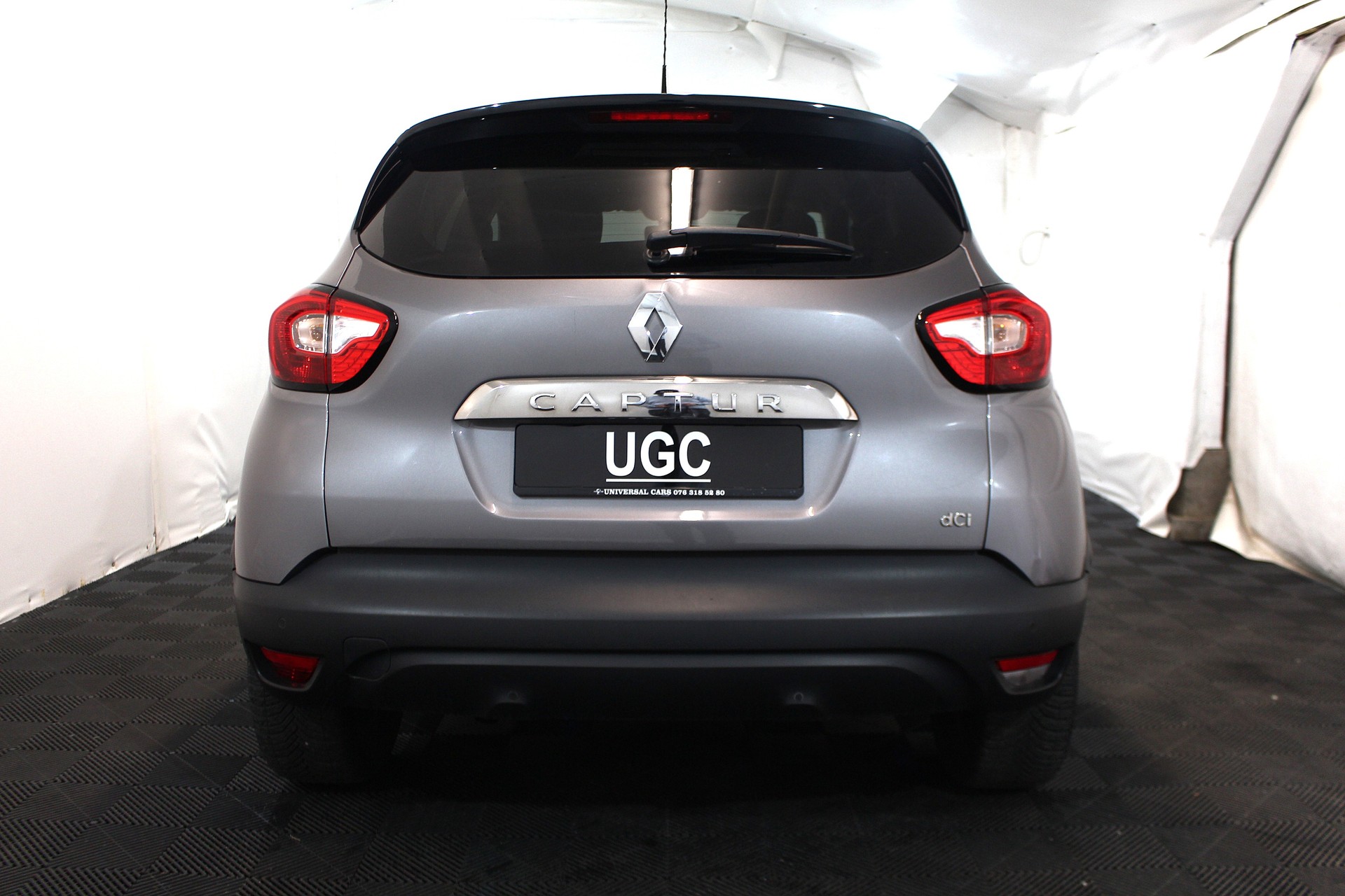 RENAULT Captur 1.5 dCi Privilege S/S-image-4