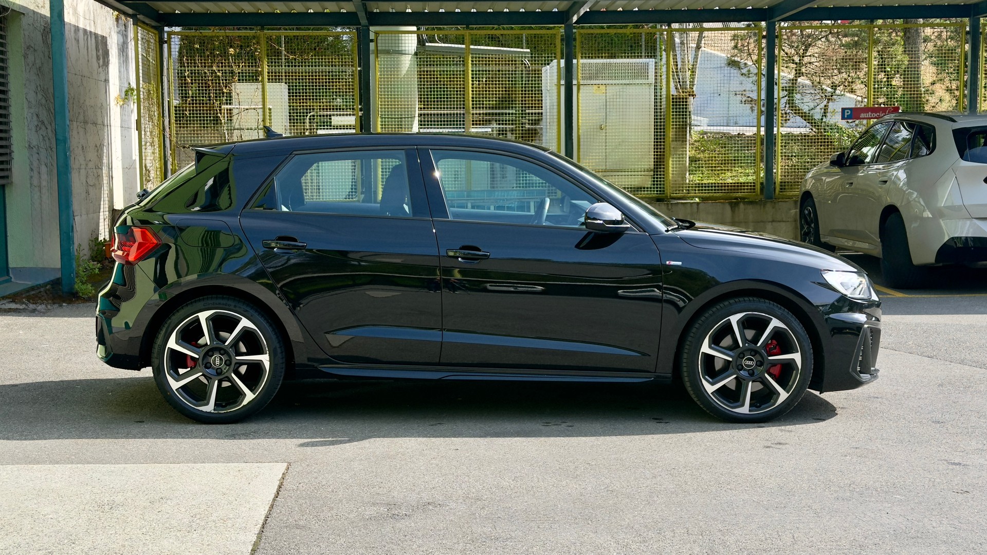 AUDI A1 Sportback 40 TFSI S Line S-tronic-image-5