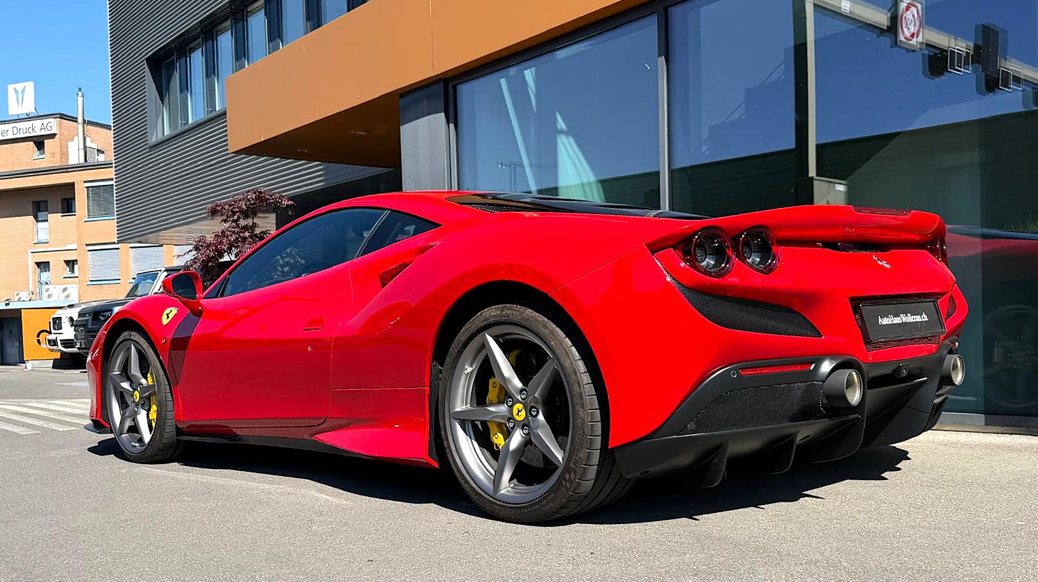FERRARI F8 Tributo 3.9 Turbo-image-7