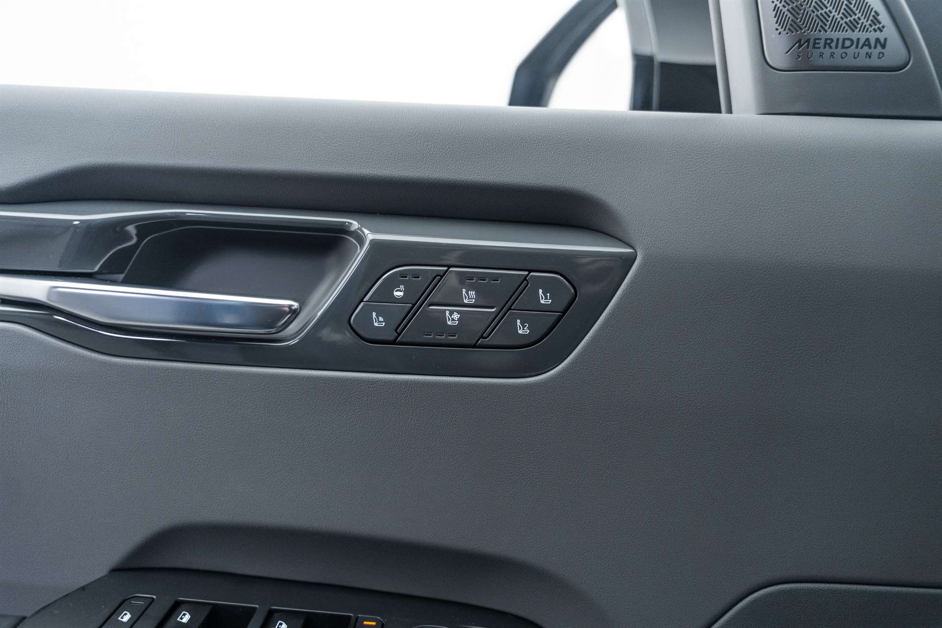 KIA KIA EV9 99,8 kWh GT-Line 7-Plätzer 4x4 385PS Automat-image-17