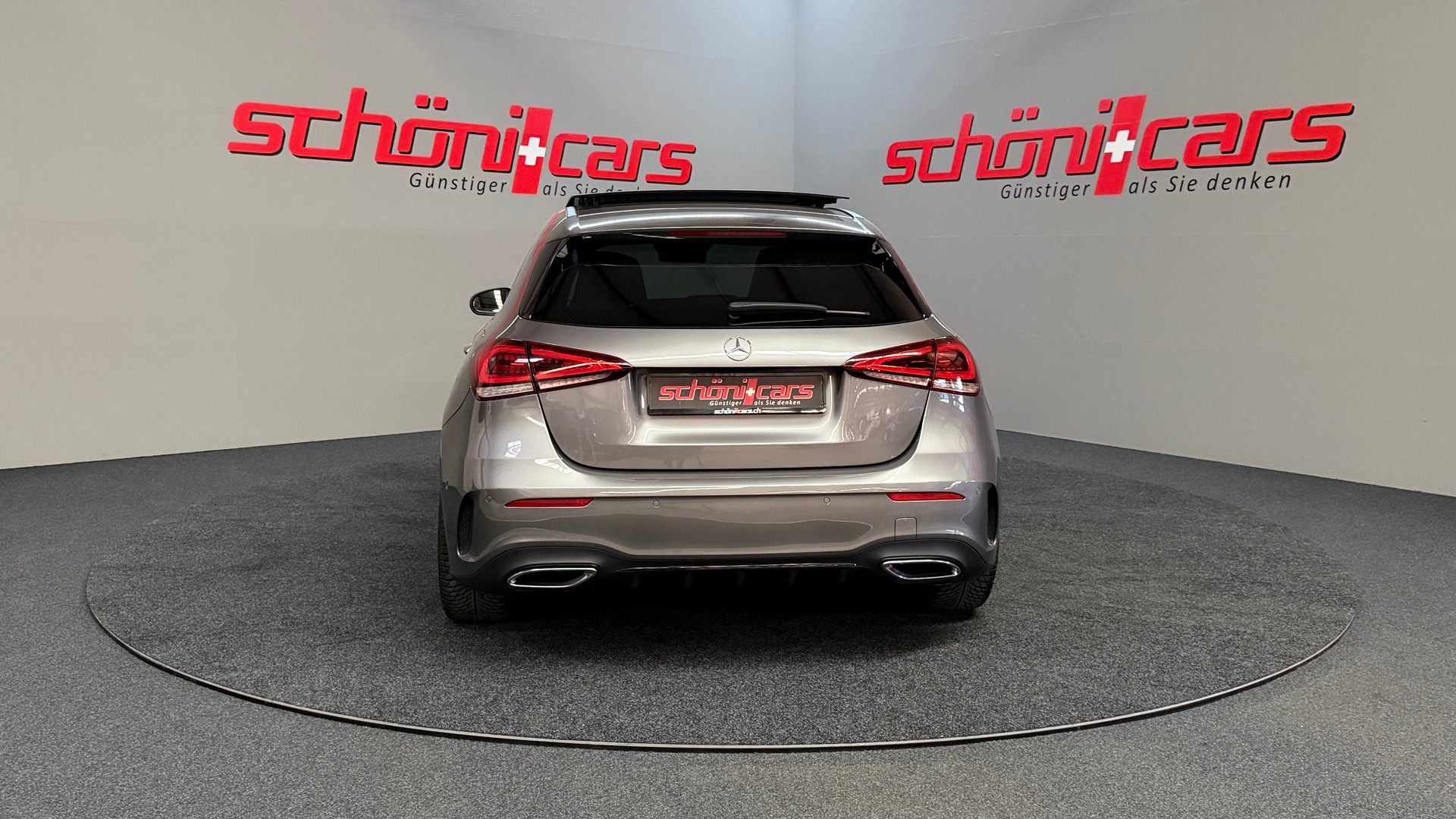 MERCEDES-BENZ A 220 AMG Line 7G-DCT 4Matic-image-4