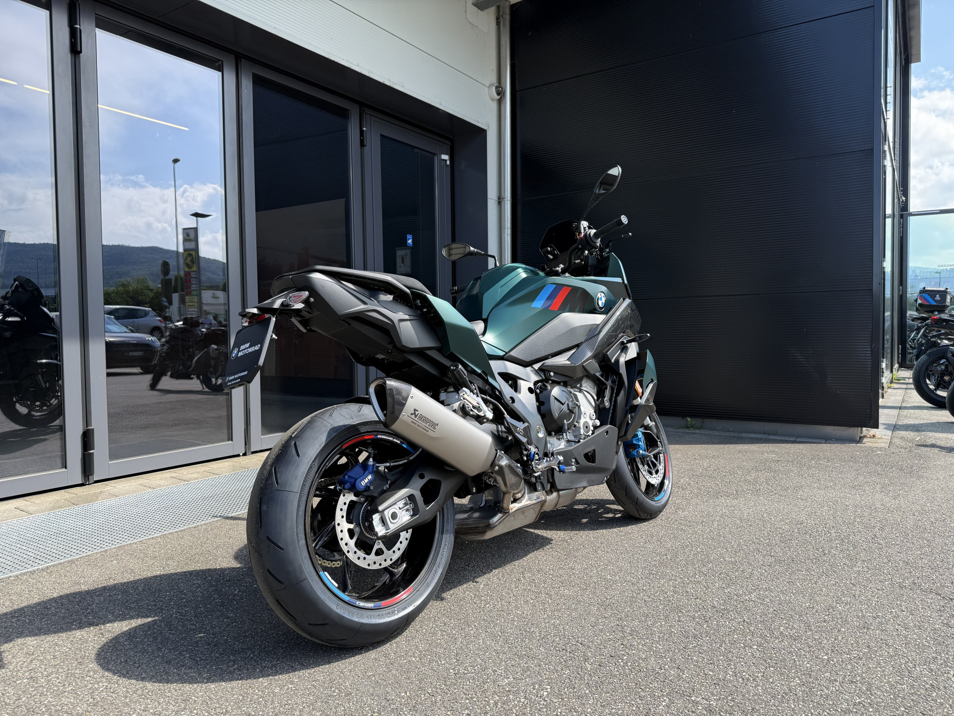 BMW M 1000 XR Competition-image-3