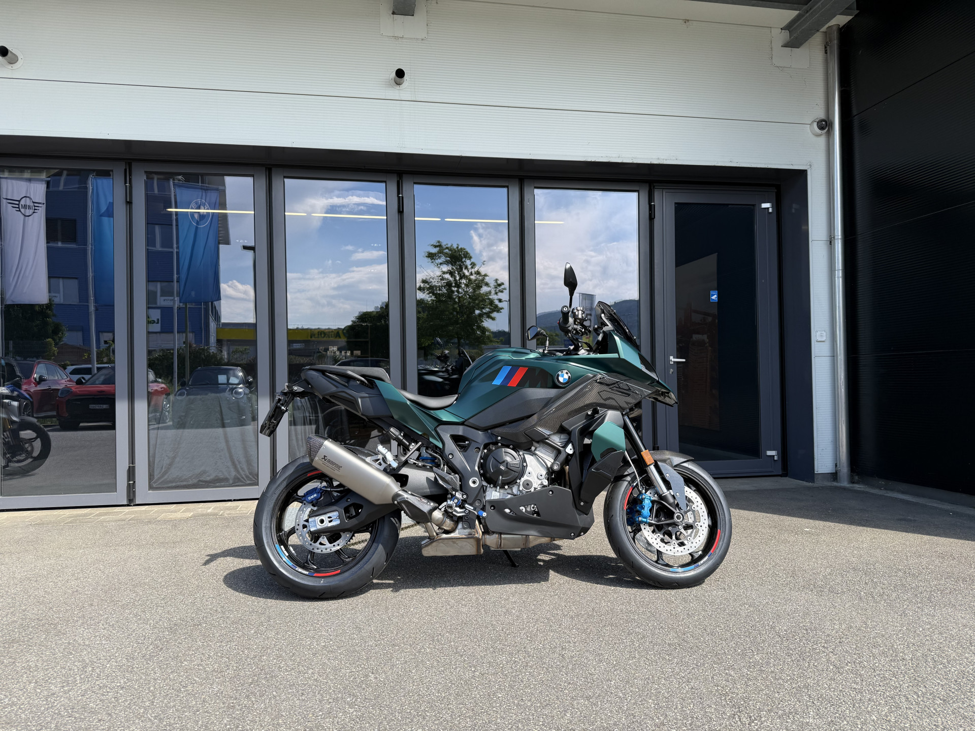 BMW M 1000 XR Competition-image-2