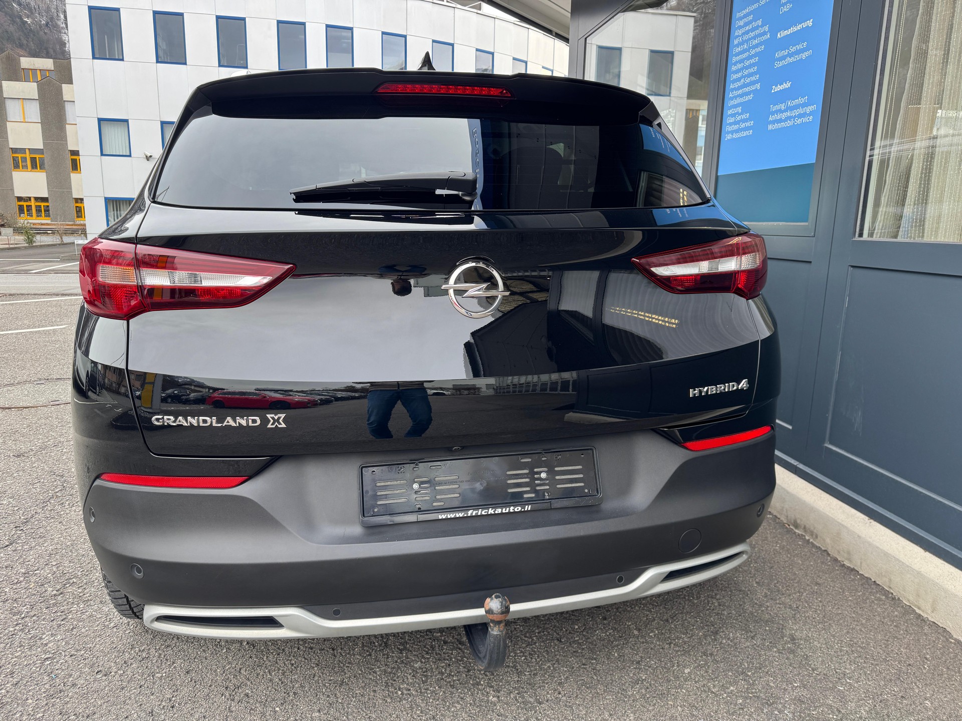 OPEL Grandland X 1.6Turbo 4x4 PHEV Ultimate-image-3