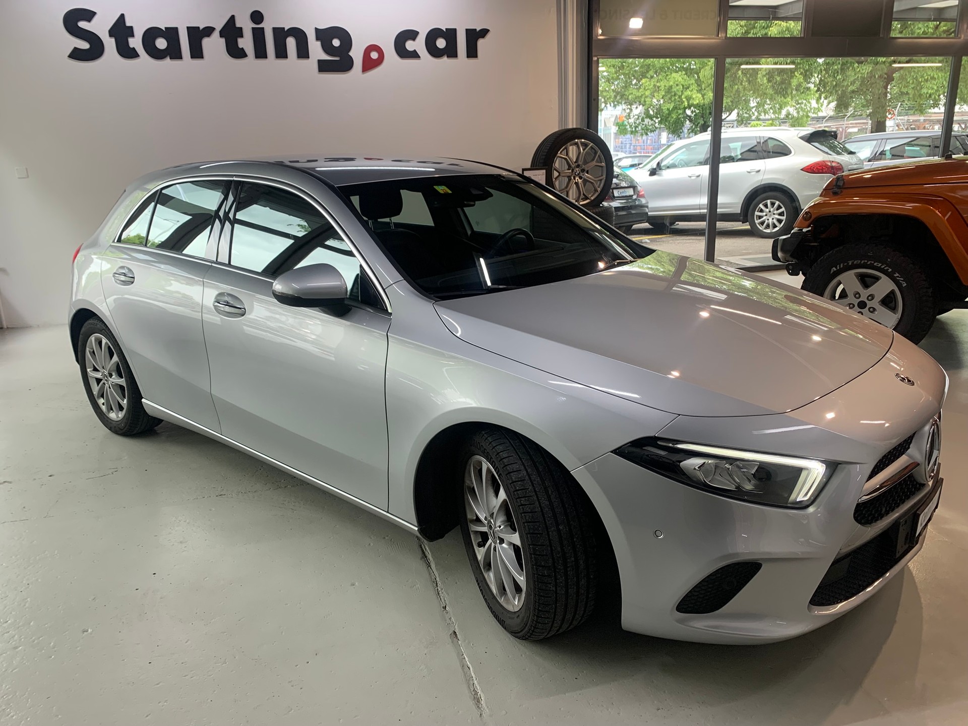 MERCEDES-BENZ A 200 Progressive 7G-DCT
