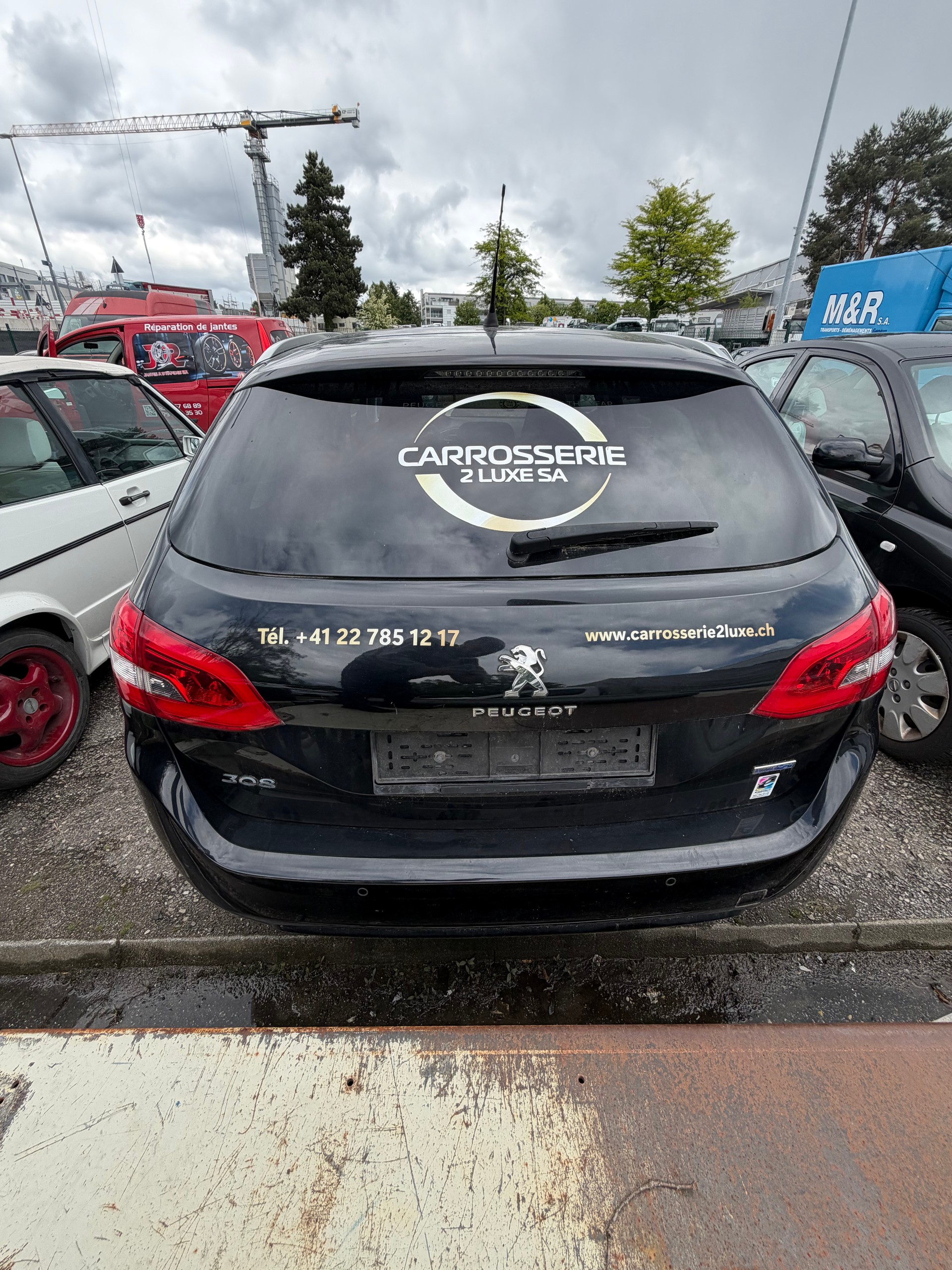 PEUGEOT 308 SW 1.6 BlueHDI Allure Automatic-image-4