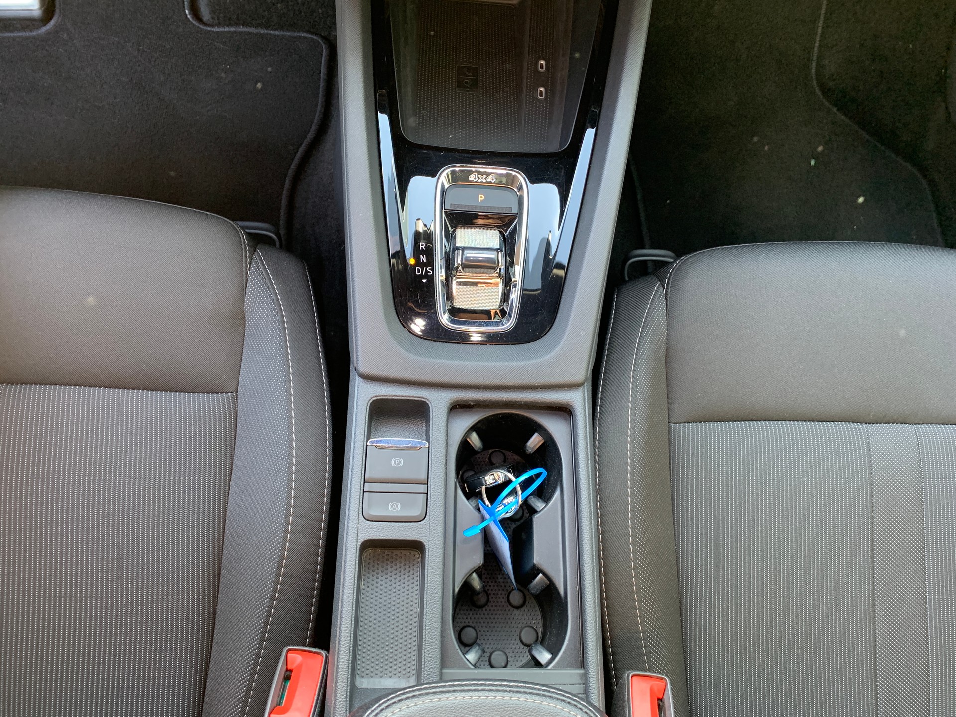 SKODA Octavia Combi 2.0 TSI SportLine DSG 4x4-image-15