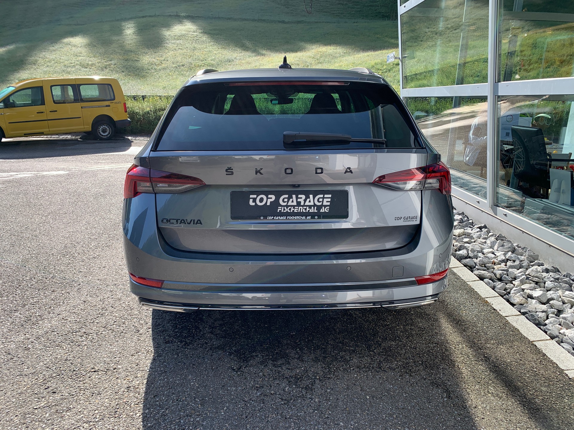 SKODA Octavia Combi 2.0 TSI SportLine DSG 4x4-image-5