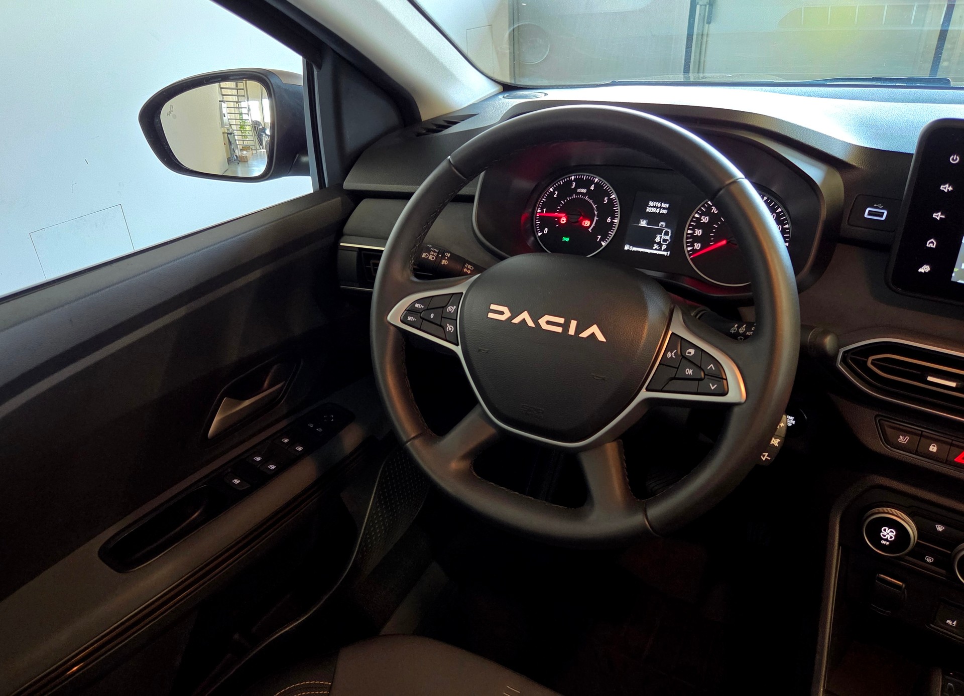 DACIA Sandero 1.0 TCe Stepway Comfort-image-16