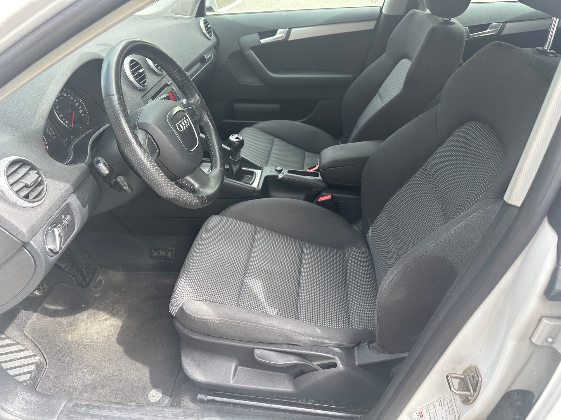 AUDI A3 Sportback 1.8 TFSI Snow quattro-image-10