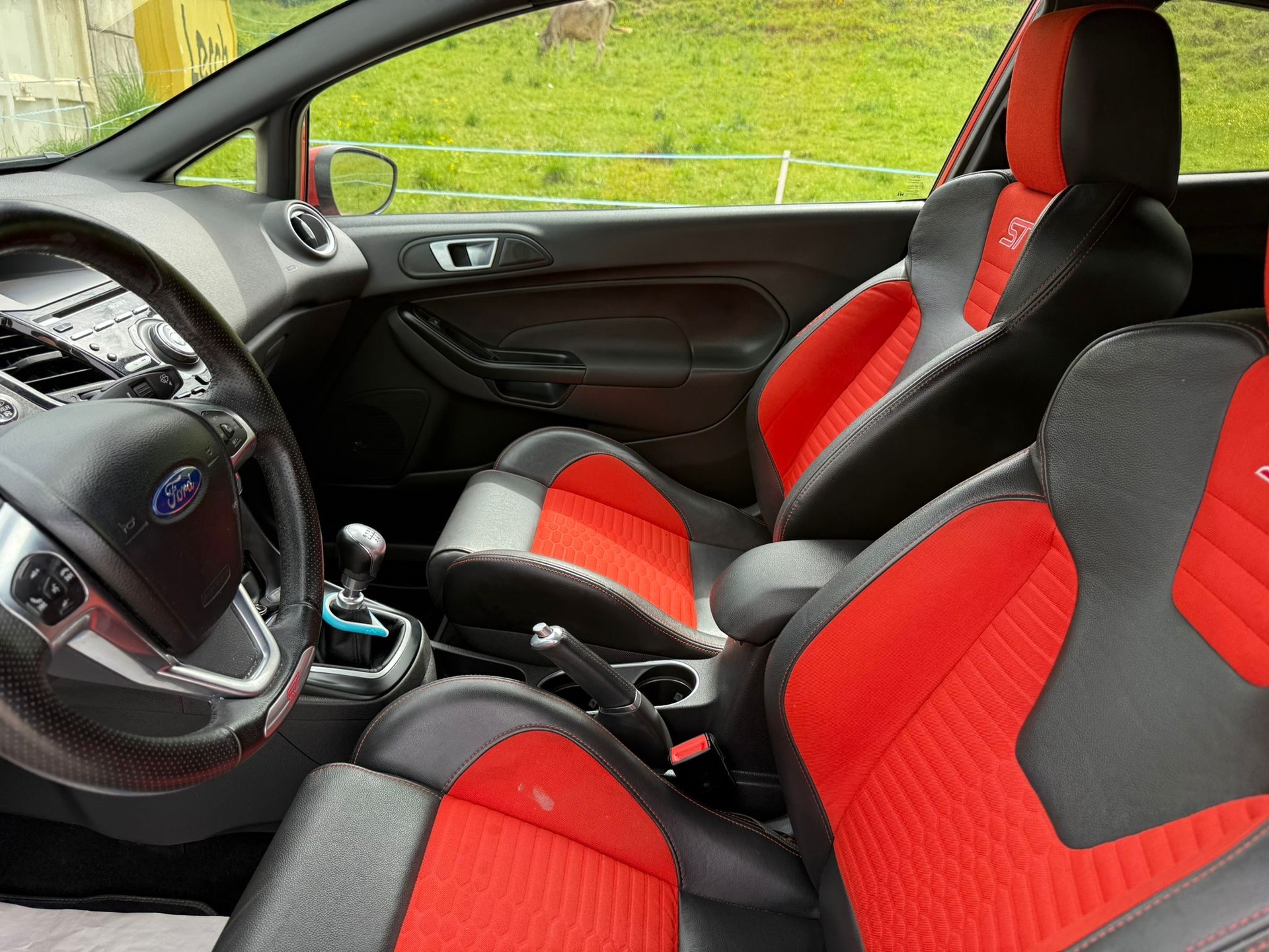 FORD Fiesta 1.6 SCTi ST-1-image-12