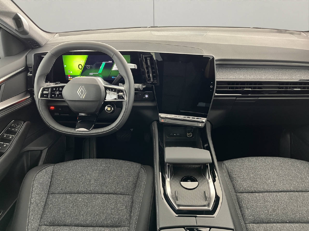 RENAULT Austral 1.2 E-Tech techno-image-8