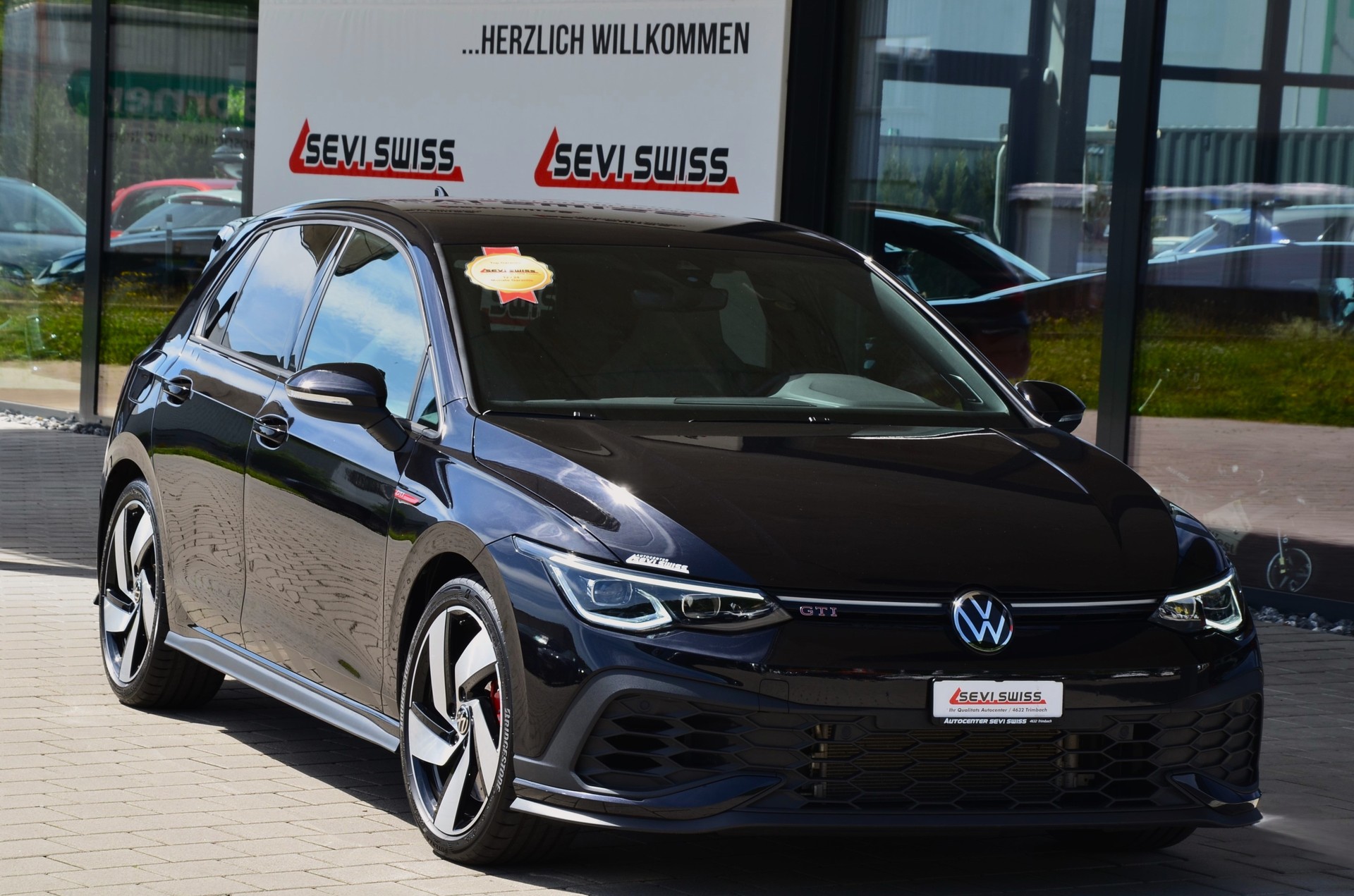 VW Golf 2.0 TSI GTI Clubsport DSG*Ab MFK,1 Jahr oder 20'000km Garantie*-showroom-element-2