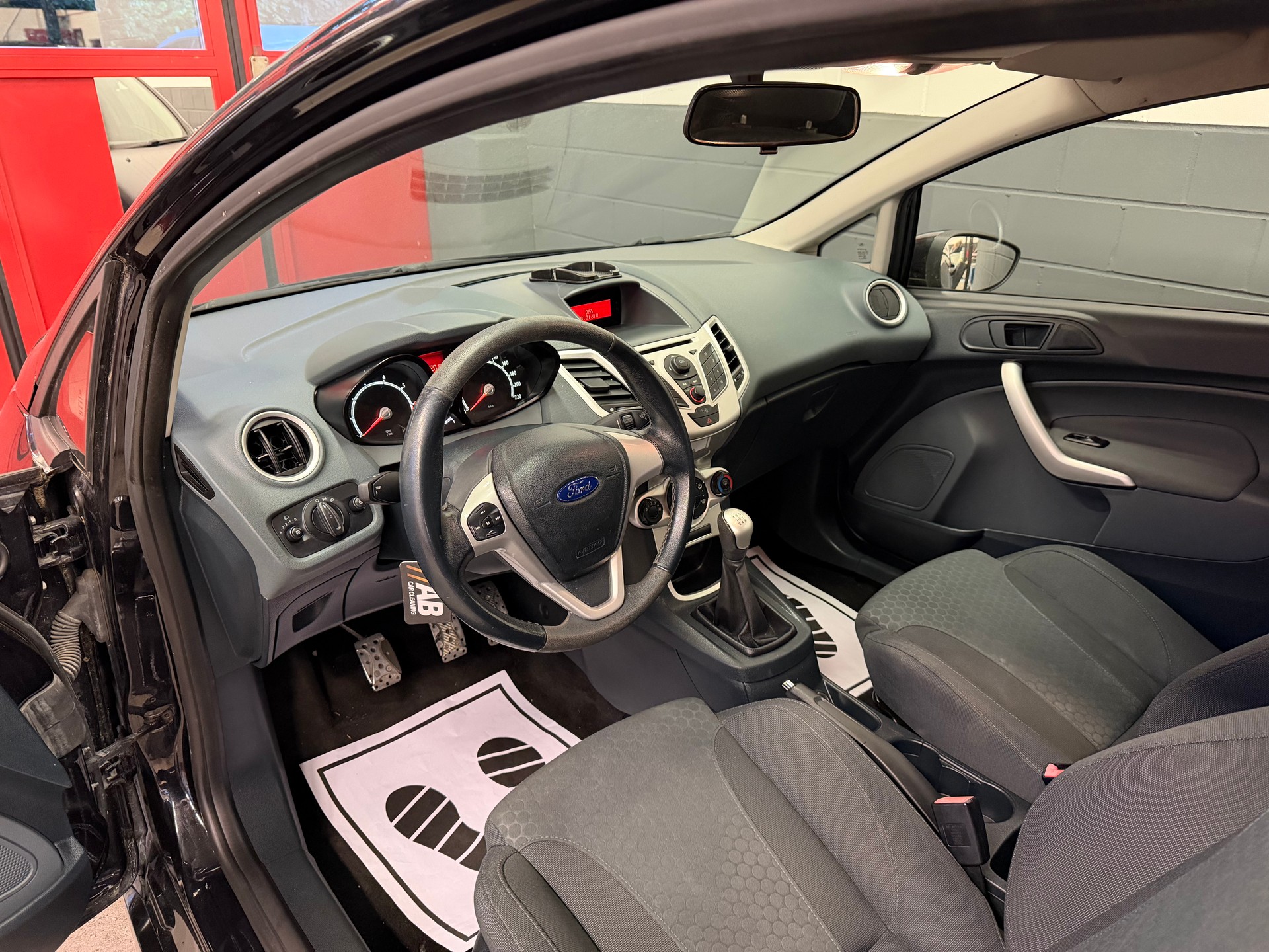 FORD Fiesta 1.6 16V Sport //NEU AB MFK!-image-10