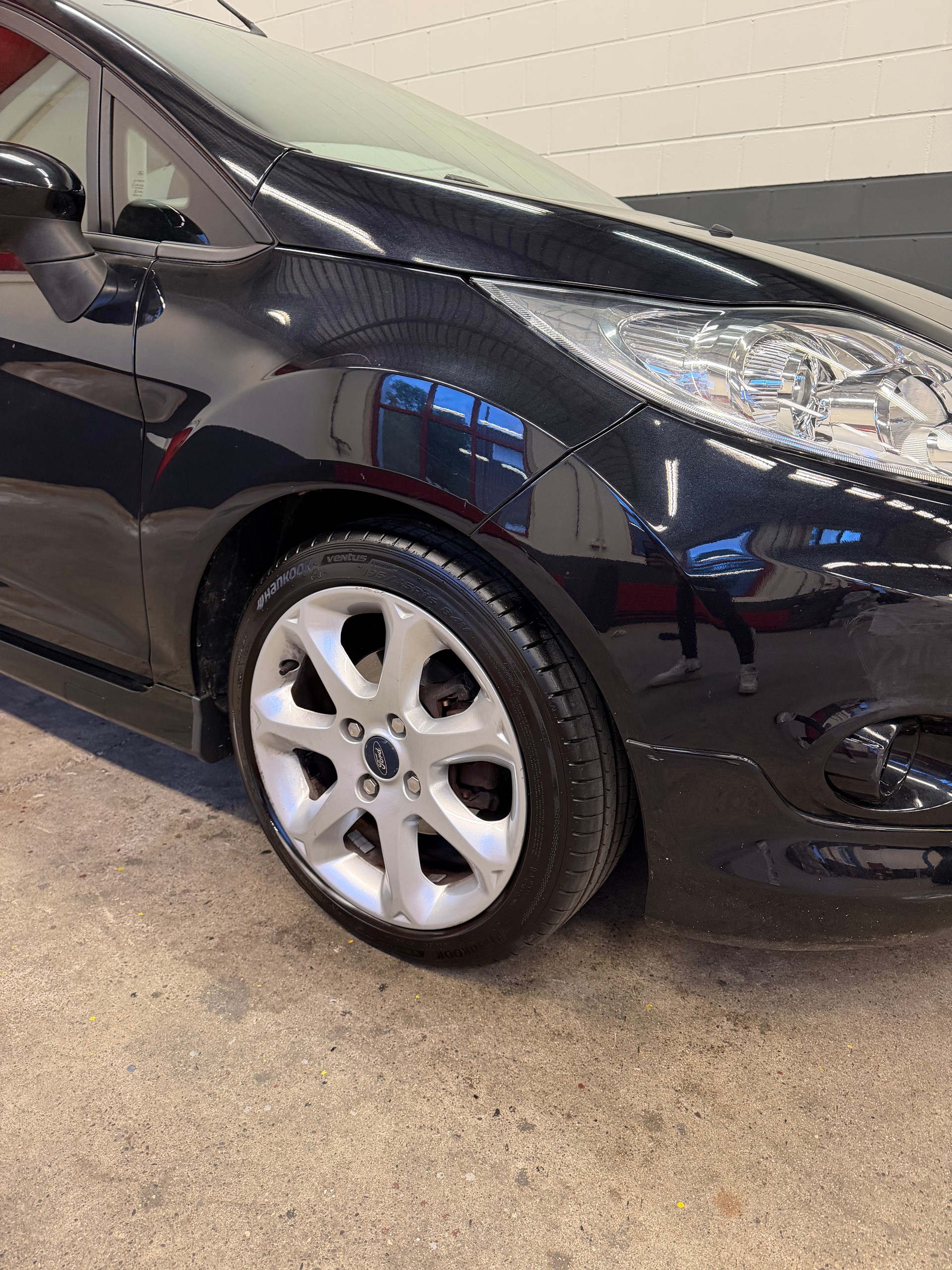 FORD Fiesta 1.6 16V Sport //NEU AB MFK!-image-4
