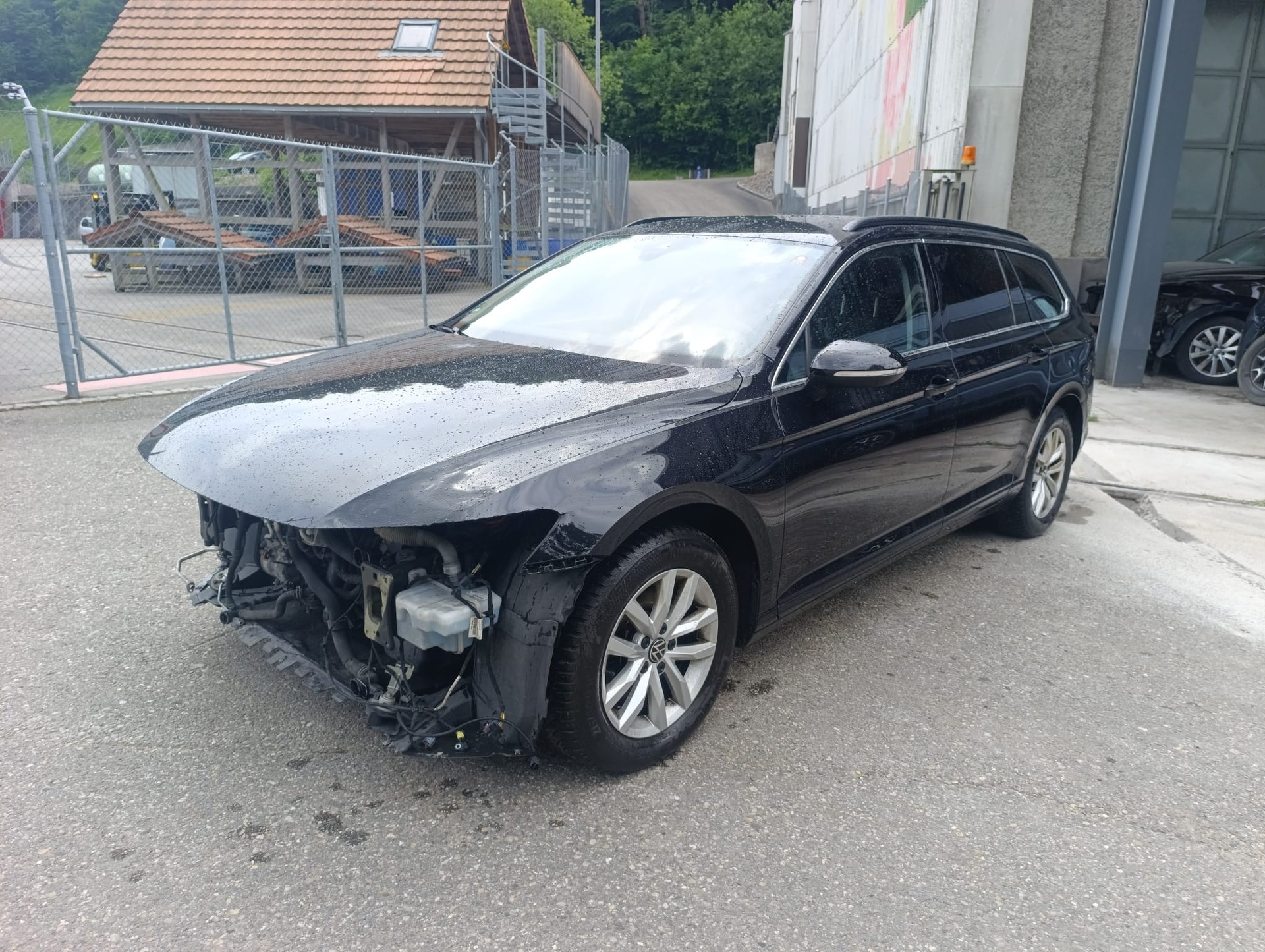 VW Passat 2.0 TDI BMT Business DSG-showroom-element-1