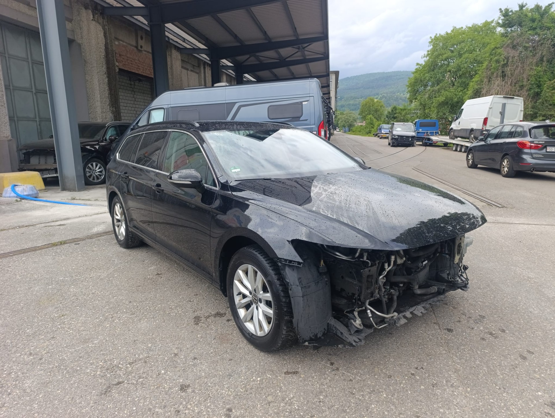 VW Passat 2.0 TDI BMT Business DSG-showroom-element-2
