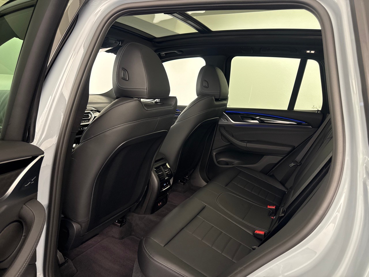 BMW X3 xDrive 48V 30d M Sport inkl. Anhängerkupplung-image-5