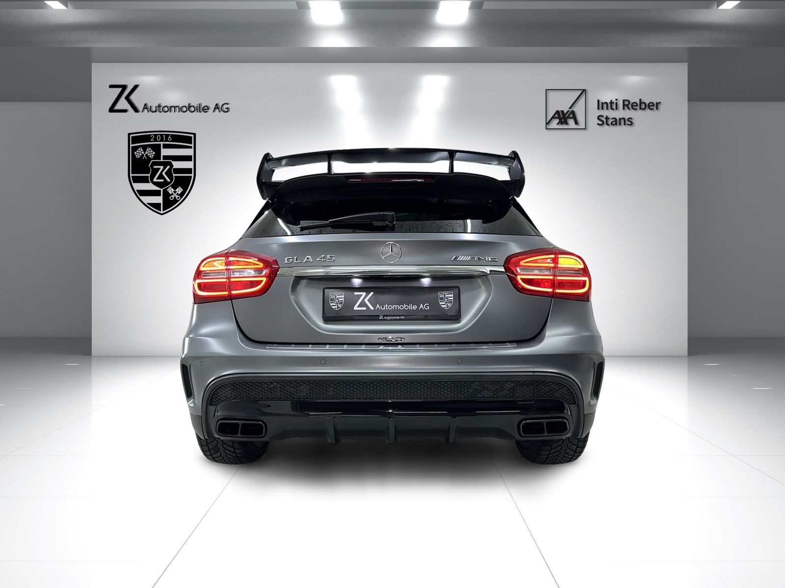 MERCEDES-BENZ GLA 45 AMG Performance Mountain Grey Magno 4Matic 7G-DCT-image-4