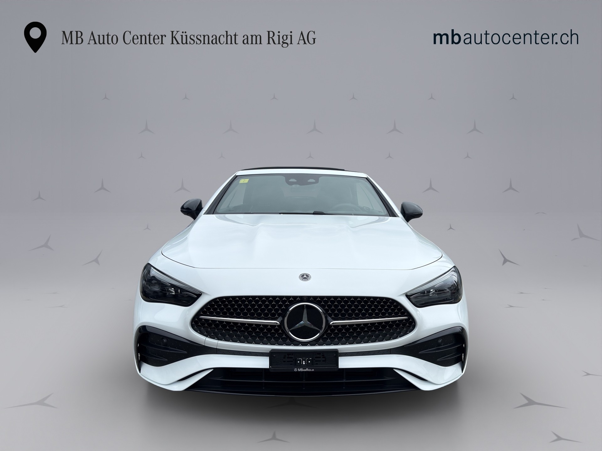 MERCEDES-BENZ CLE 200 AMG Line 4matic Cabriolet-showroom-element-1