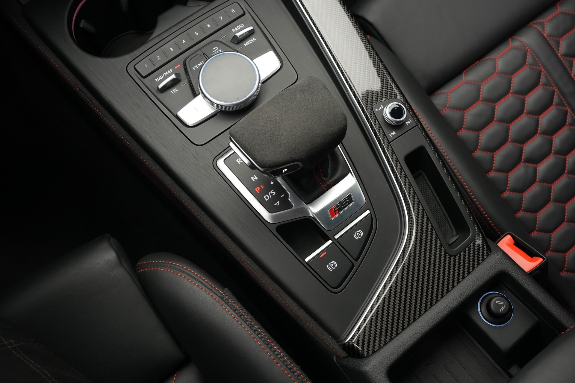 AUDI RS5 Sportback 2.9 TFSI quattro tiptronic *Carbon Paket* *RS Design Paket*-image-28