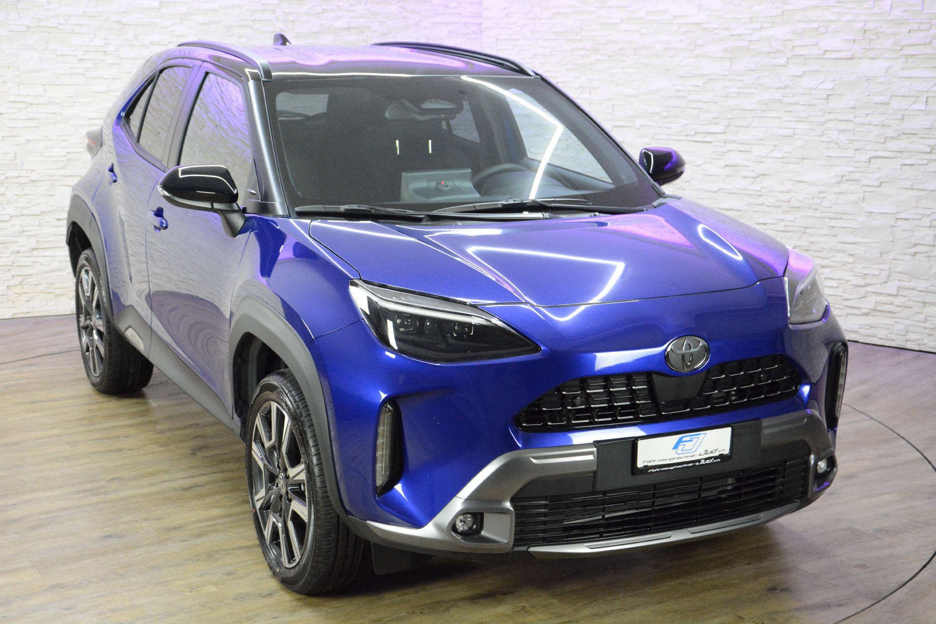TOYOTA TOYOTA Yaris Cross 1.5 VVT-i HSD Premium AWD-i-image-7