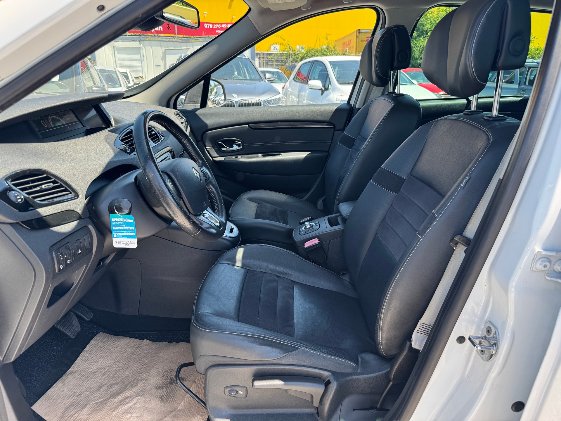 RENAULT Grand Scénic 1.5 dCi Swiss Edition EDC-image-8