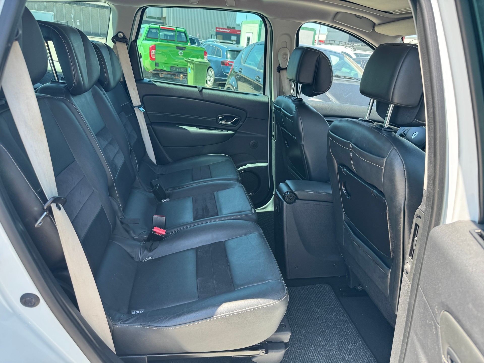 RENAULT Grand Scénic 1.5 dCi Swiss Edition EDC-image-11