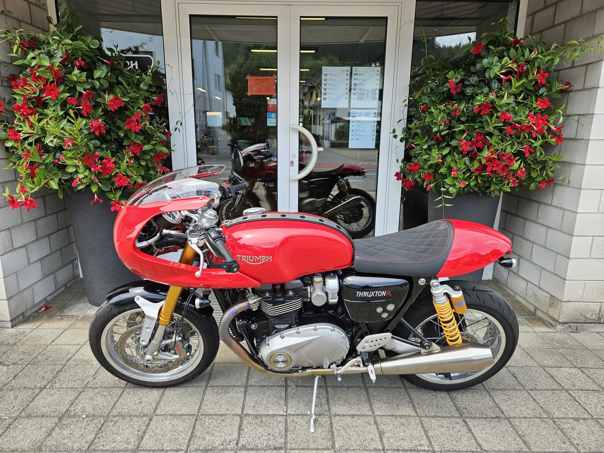 TRIUMPH Thruxton R 1200 i ABS-image-4