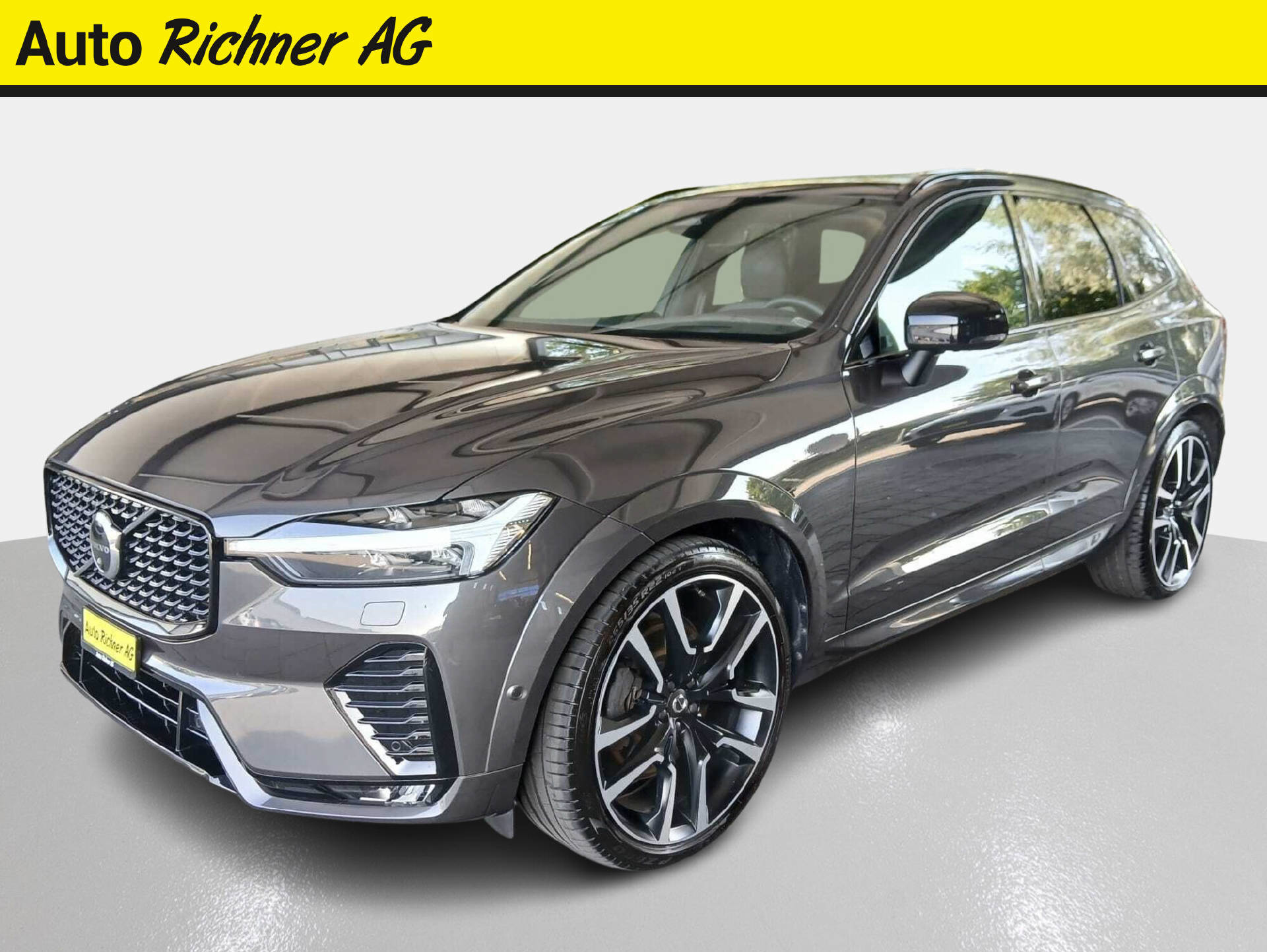 VOLVO XC60 2.0 B5 MH Ultimate Dark AWD-showroom-element-1