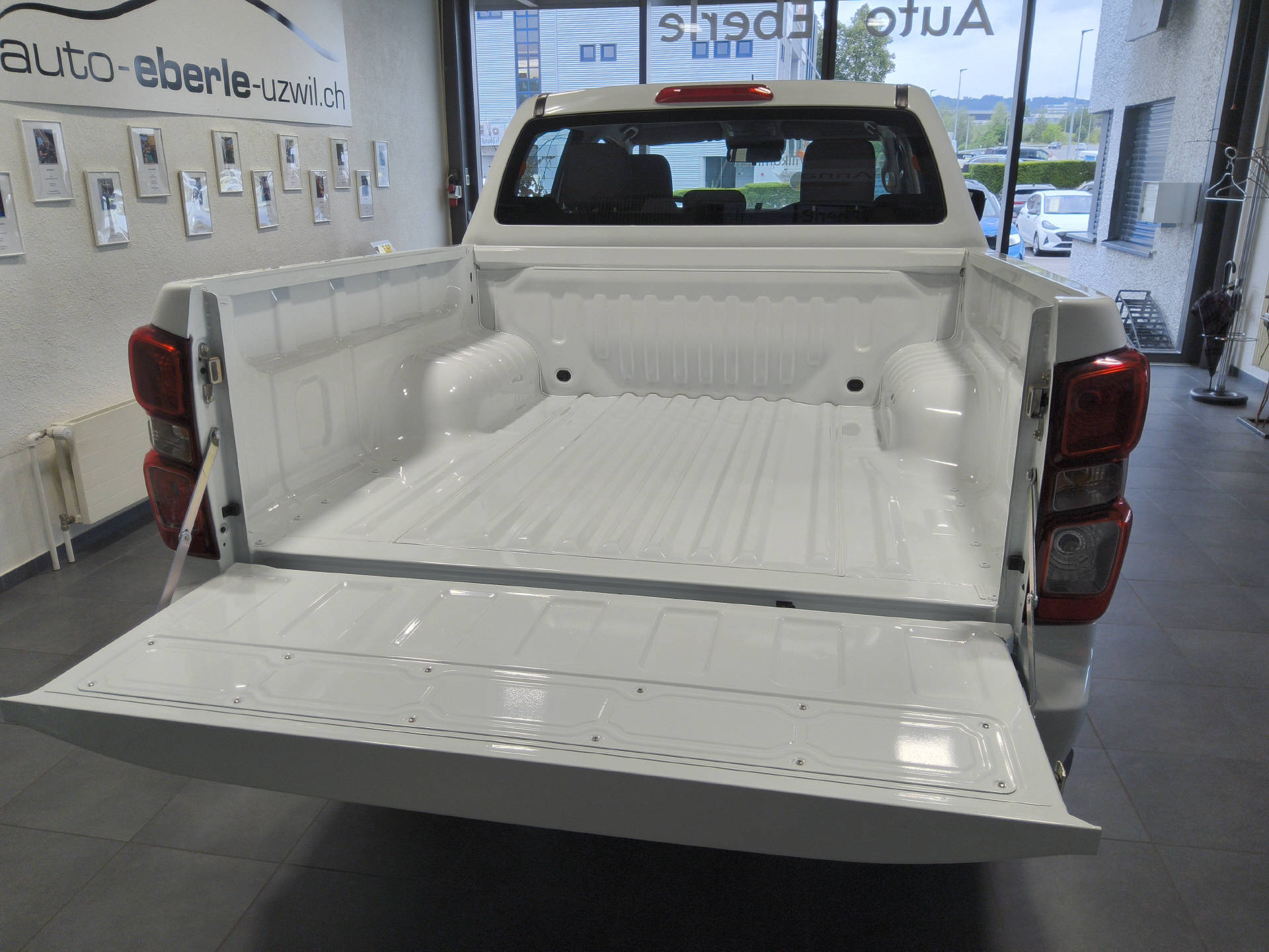 ISUZU D-Max Crew Pick-up 2.2 DDi Evolution 4x4-image-7