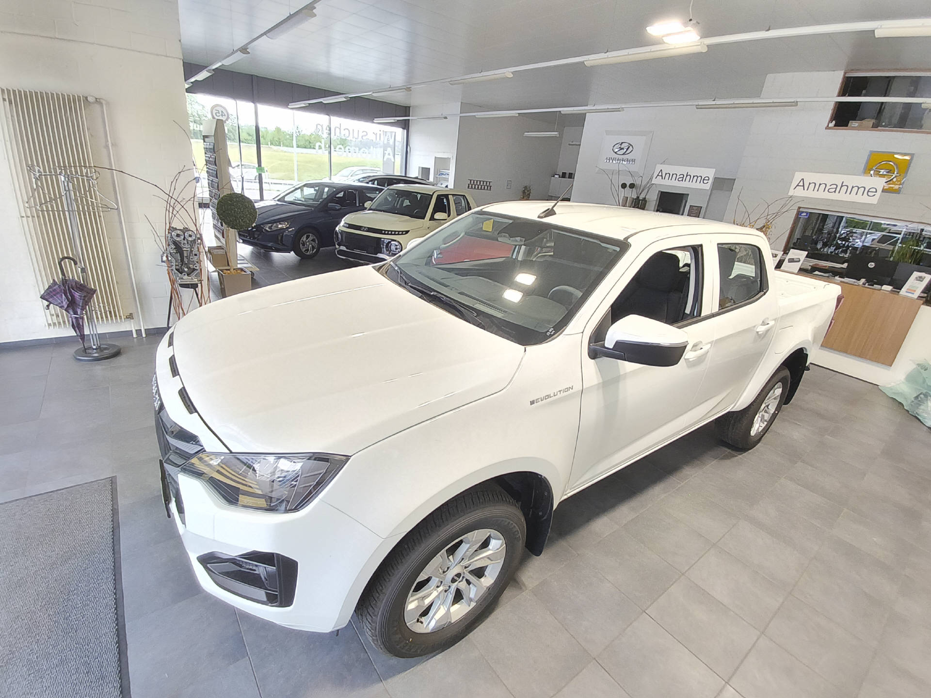ISUZU D-Max Crew Pick-up 2.2 DDi Evolution 4x4-image-16