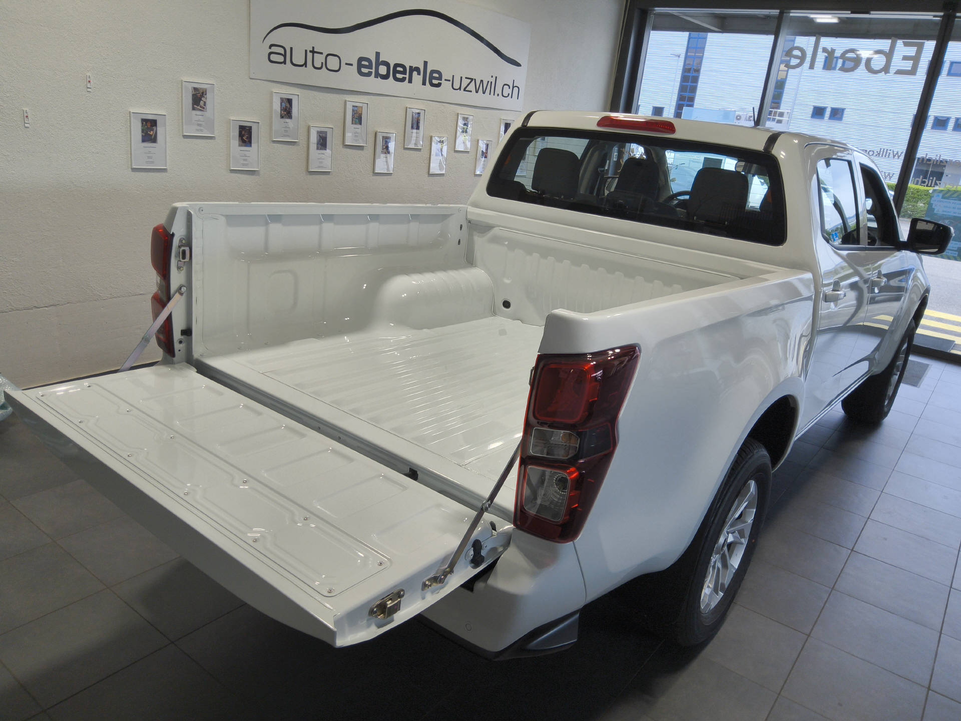 ISUZU D-Max Crew Pick-up 2.2 DDi Evolution 4x4-image-9