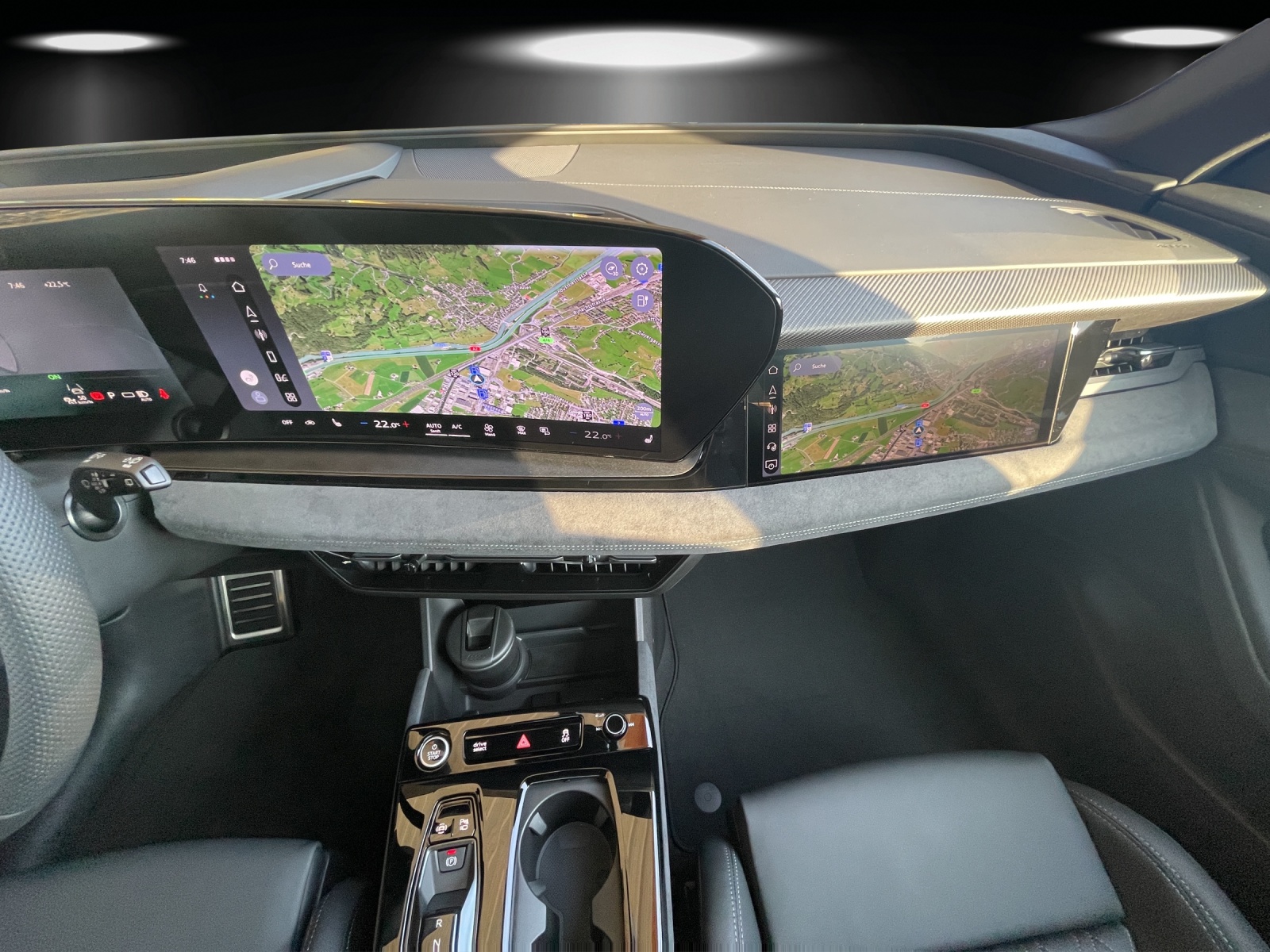 AUDI Q6 e-tron quattro-image-11