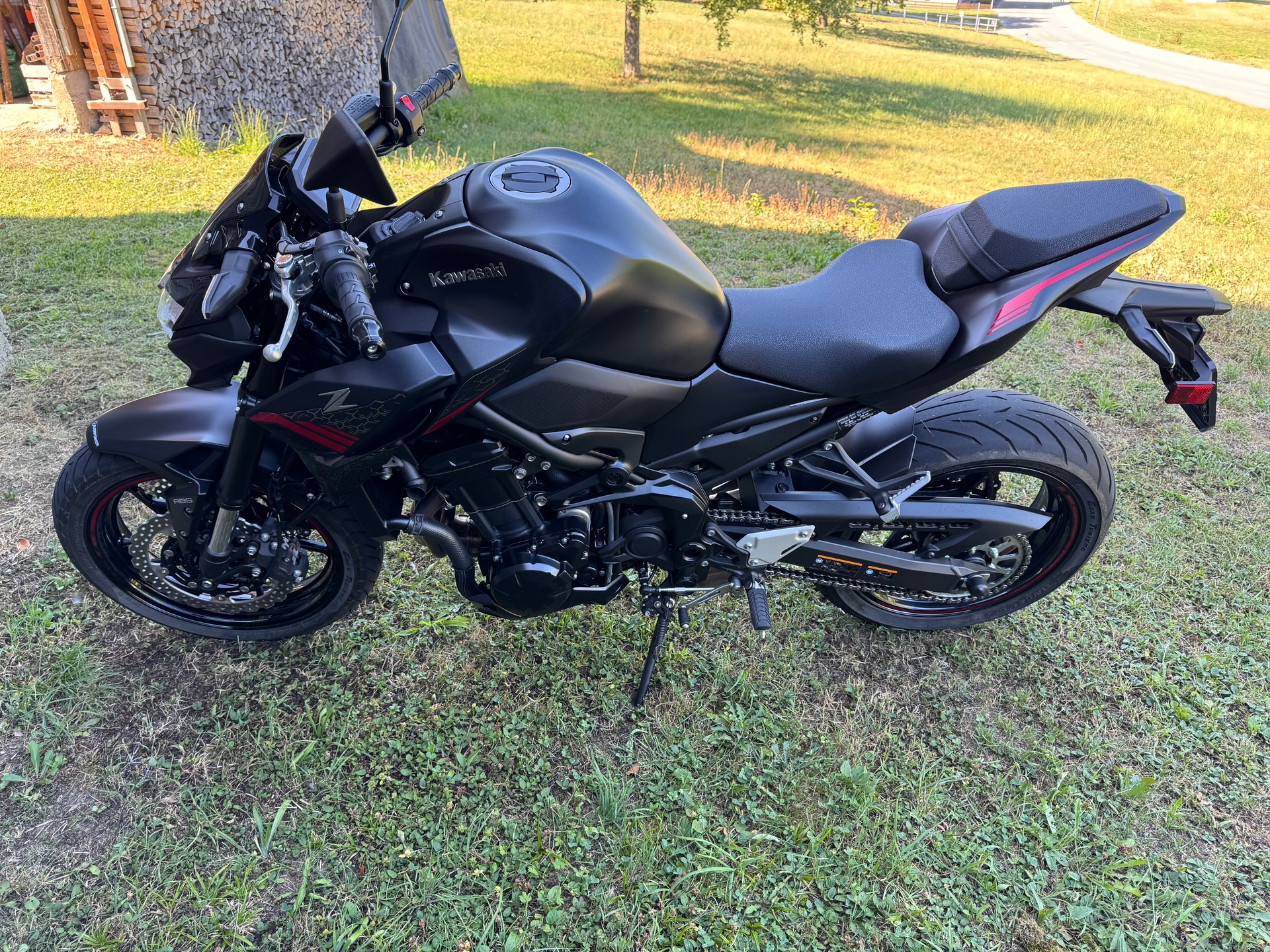 KAWASAKI Z 900-image-1