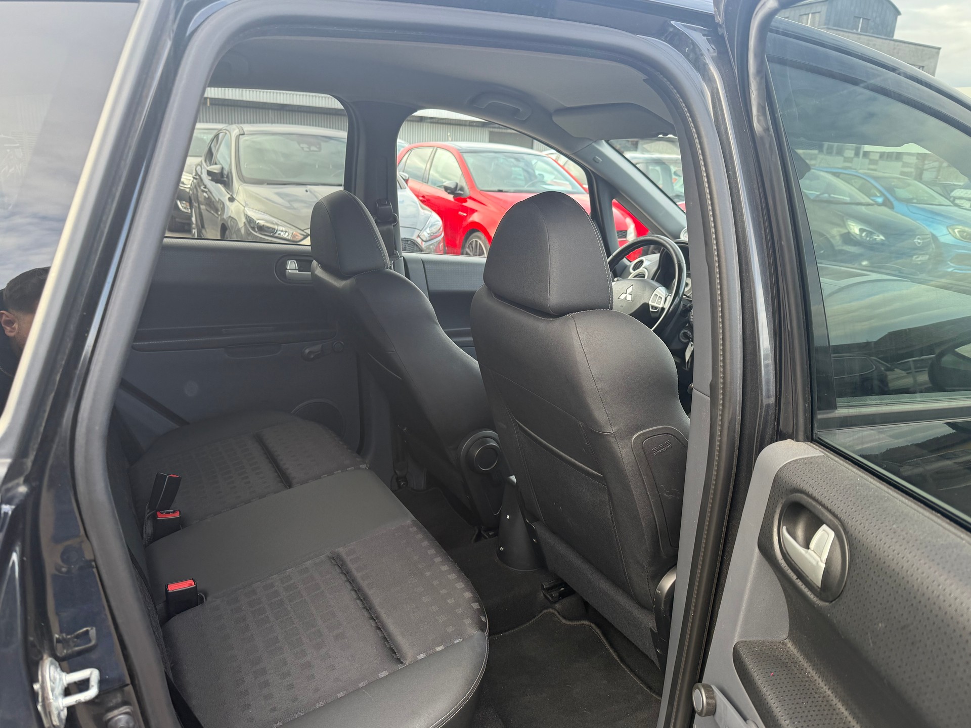 MITSUBISHI Colt 1.5 16V Turbo Ralliart 150PS / Frisch ab MFK & Service / Sportauspuff / Bluetooth & DAB / PDC / Klima / Tempomat-image-12