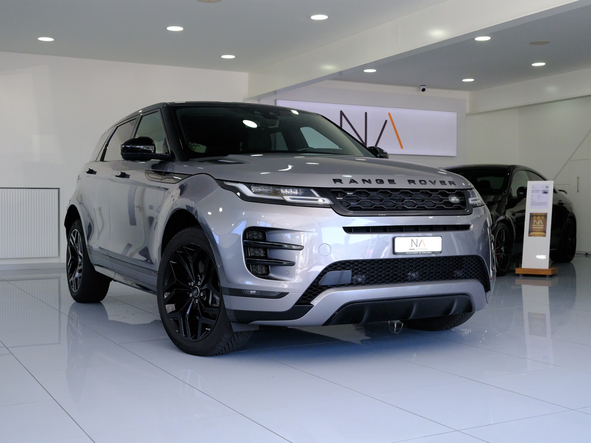 LAND ROVER Range Rover Evoque R-Dynamic P 250 SE AT9
