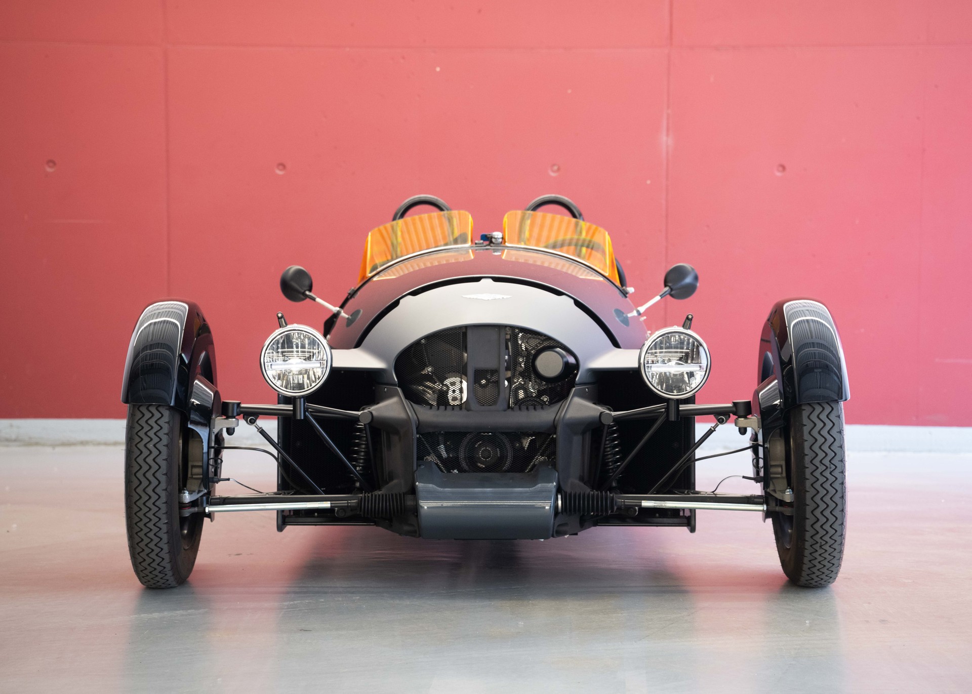 MORGAN Super 3 (MY 23, Swiss car, 1st hand, mint condition)-showroom-element-2