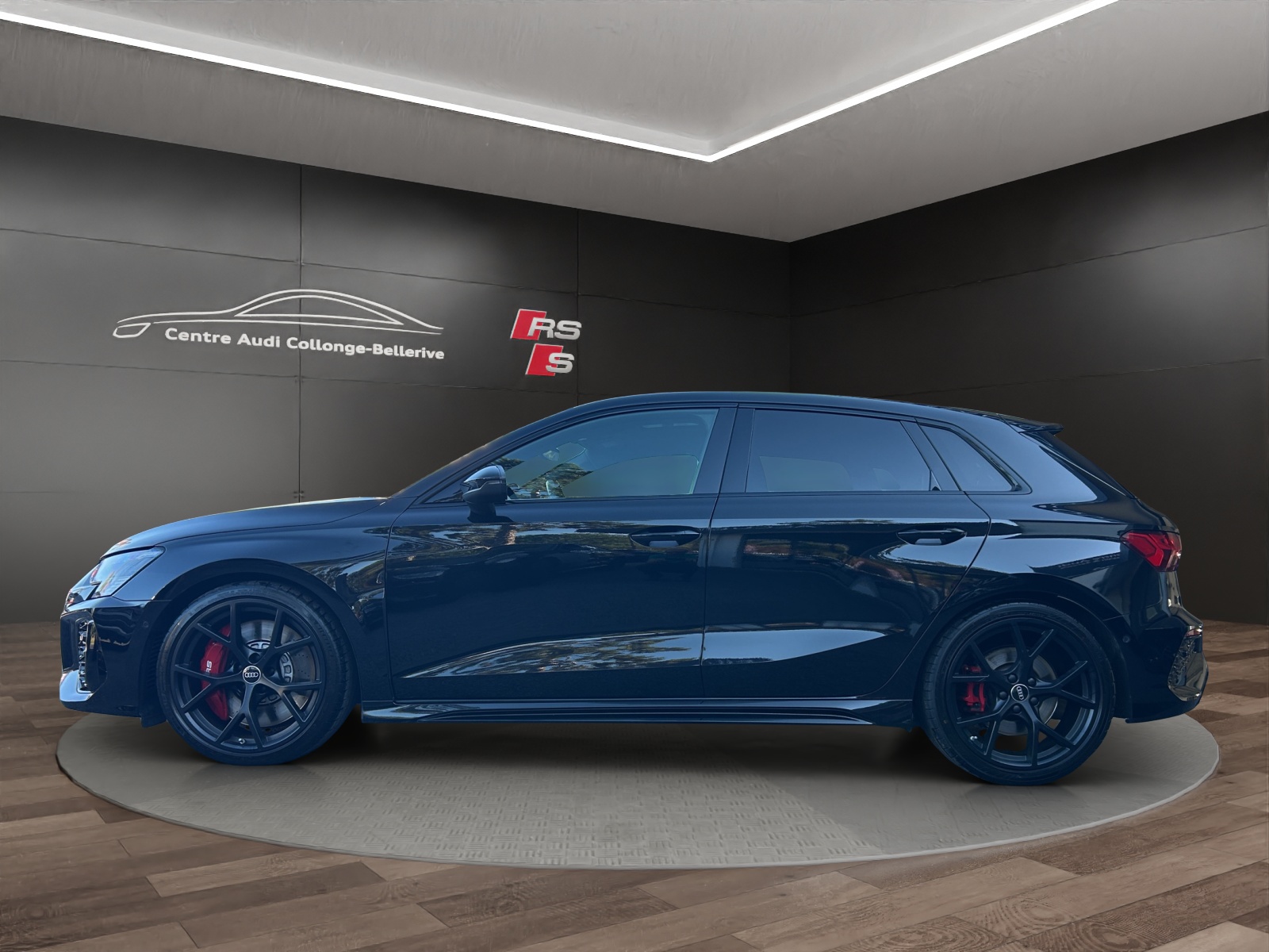 AUDI RS3 Sportback 2.5 TSI quattro S-tronic-showroom-element-2