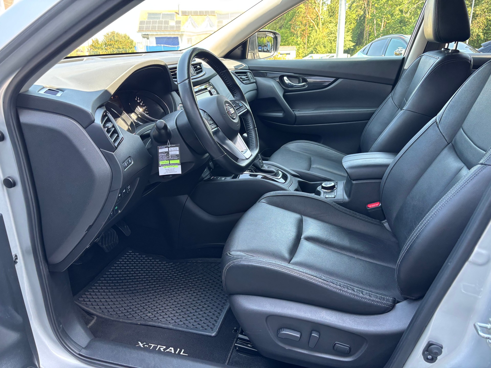 NISSAN X-Trail 1.7 dCi tekna 4x4-image-10