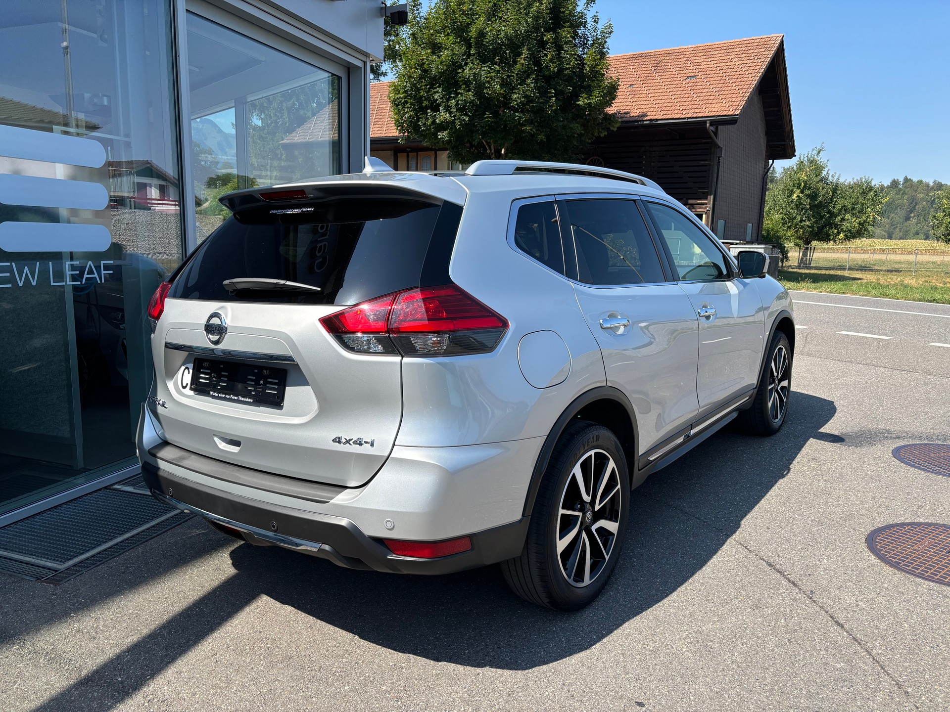 NISSAN X-Trail 1.7 dCi tekna 4x4-image-3