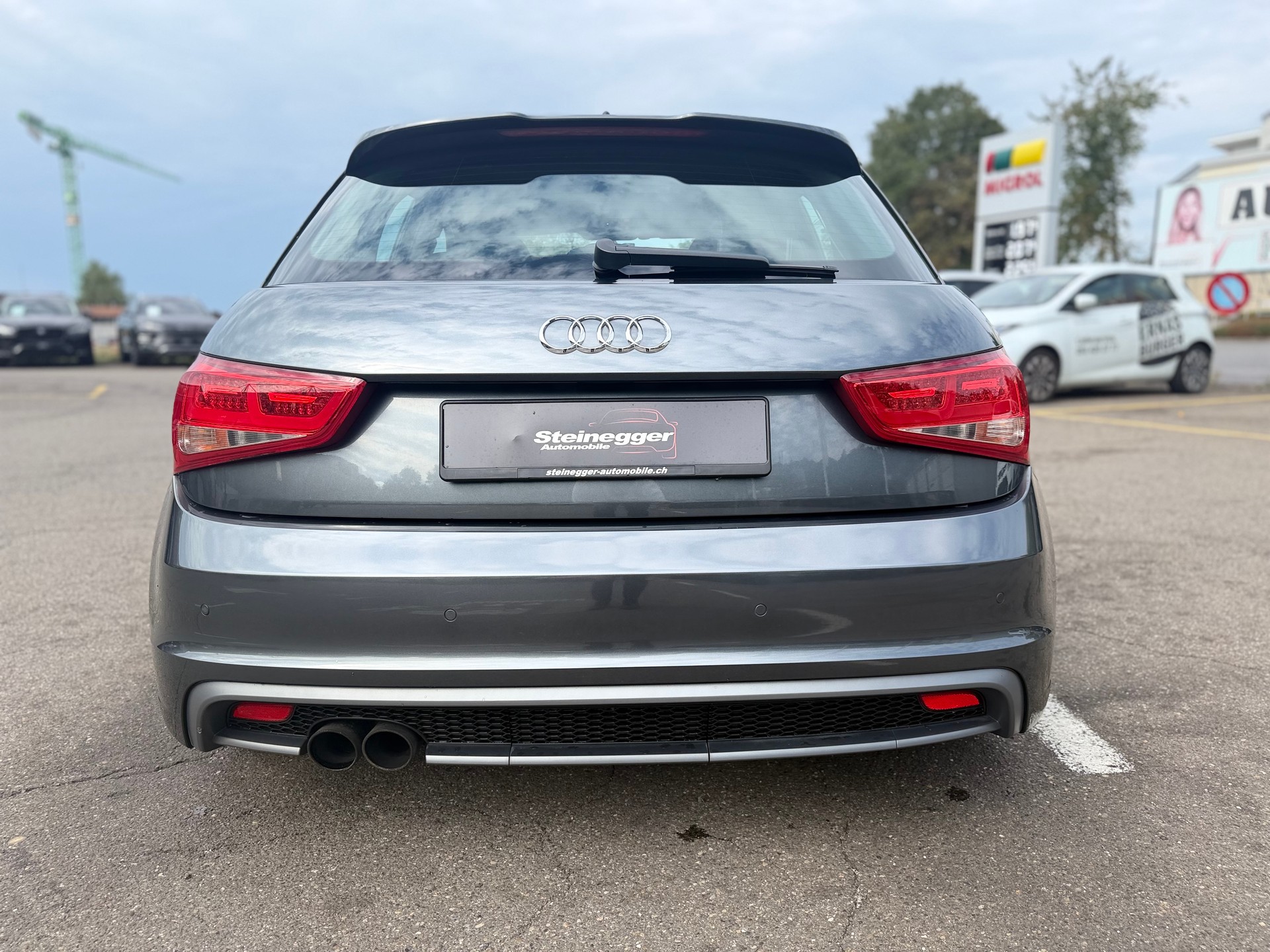 AUDI A1 Sportback Sport 1.4 TFSI Ambition S-tronic-image-9